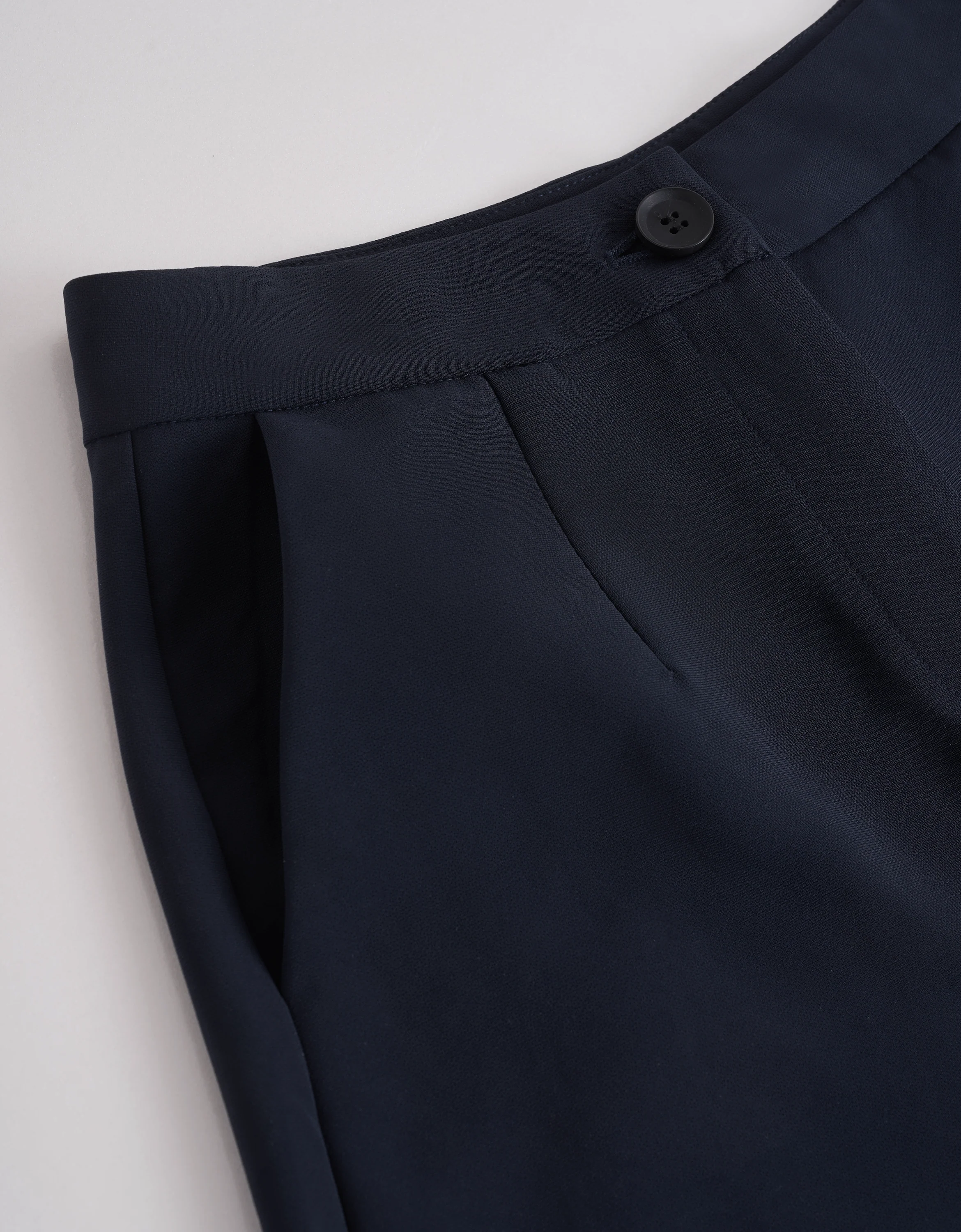A-line Mid-rise Shorts - Image 6
