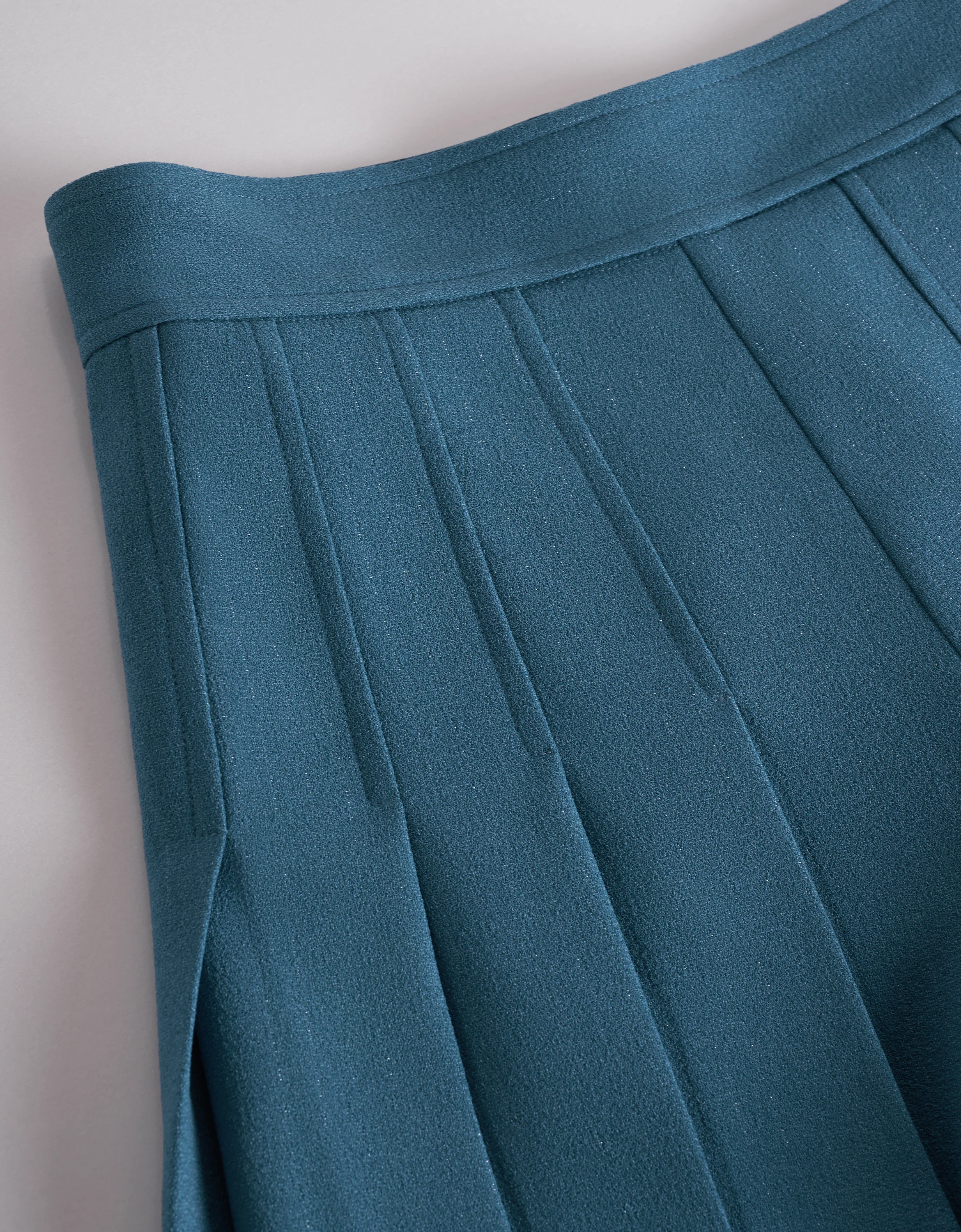 A-line Pleated Shorts - Image 5