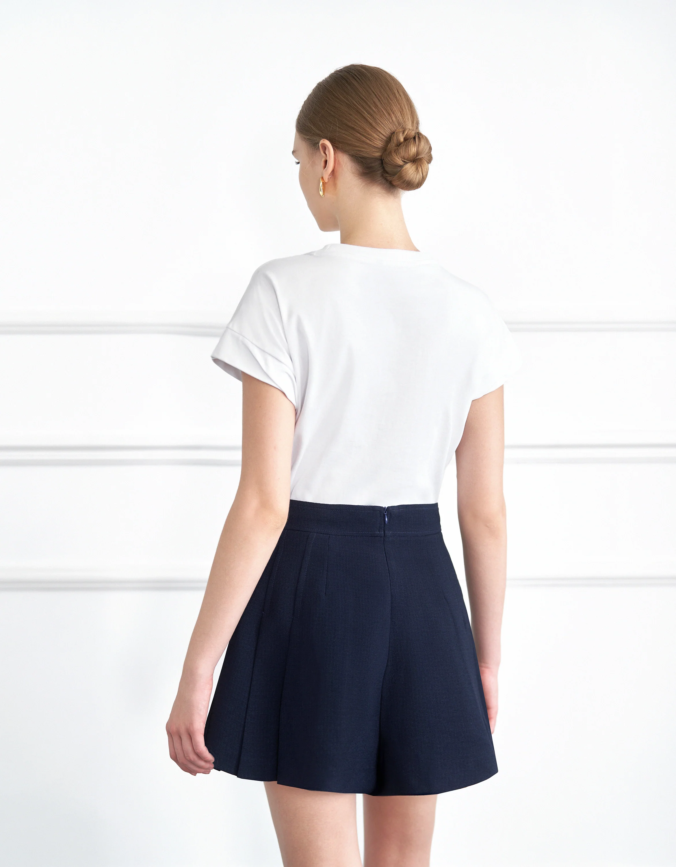 A-line Pleated Shorts - Image 11