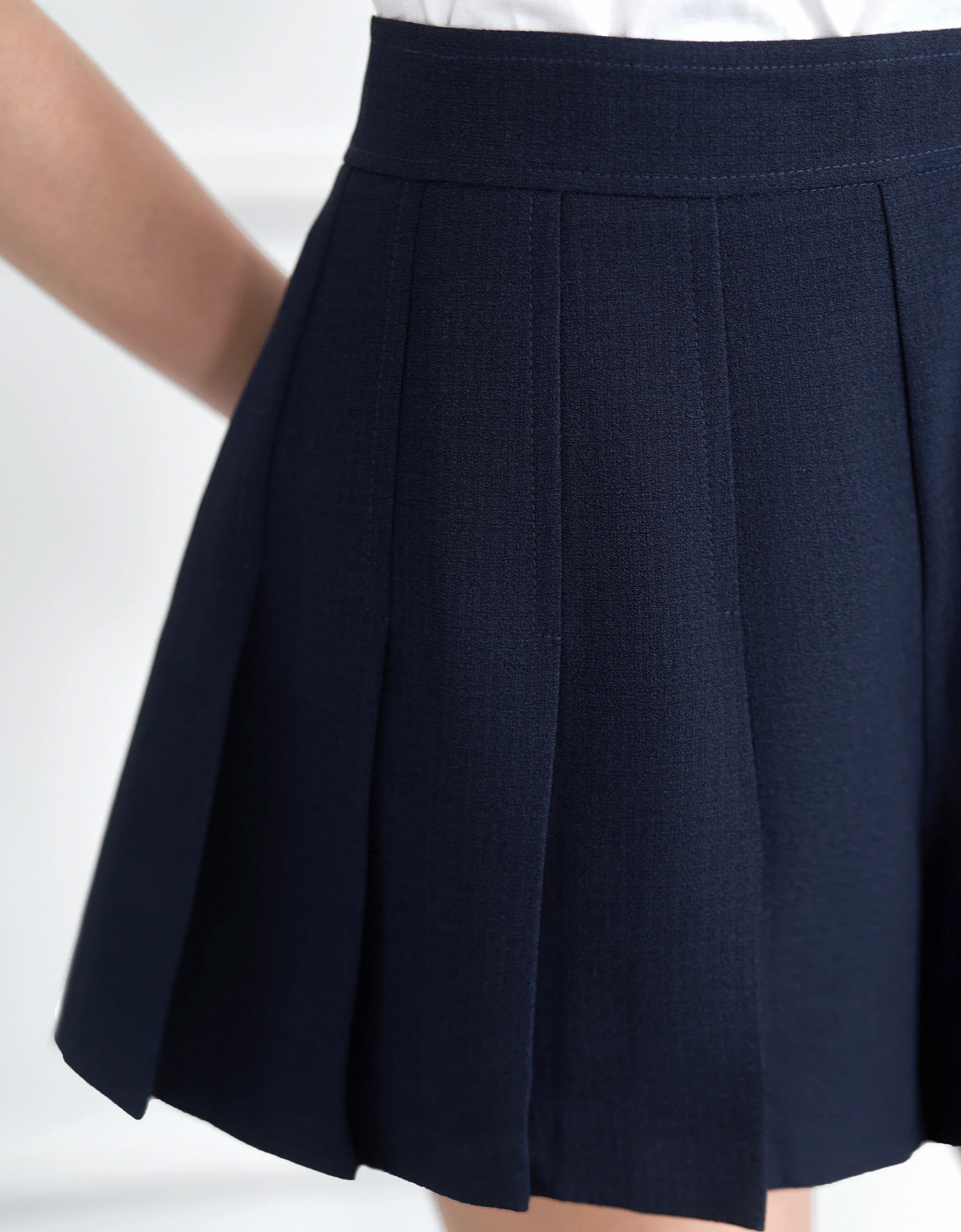A-line Pleated Shorts - Image 12
