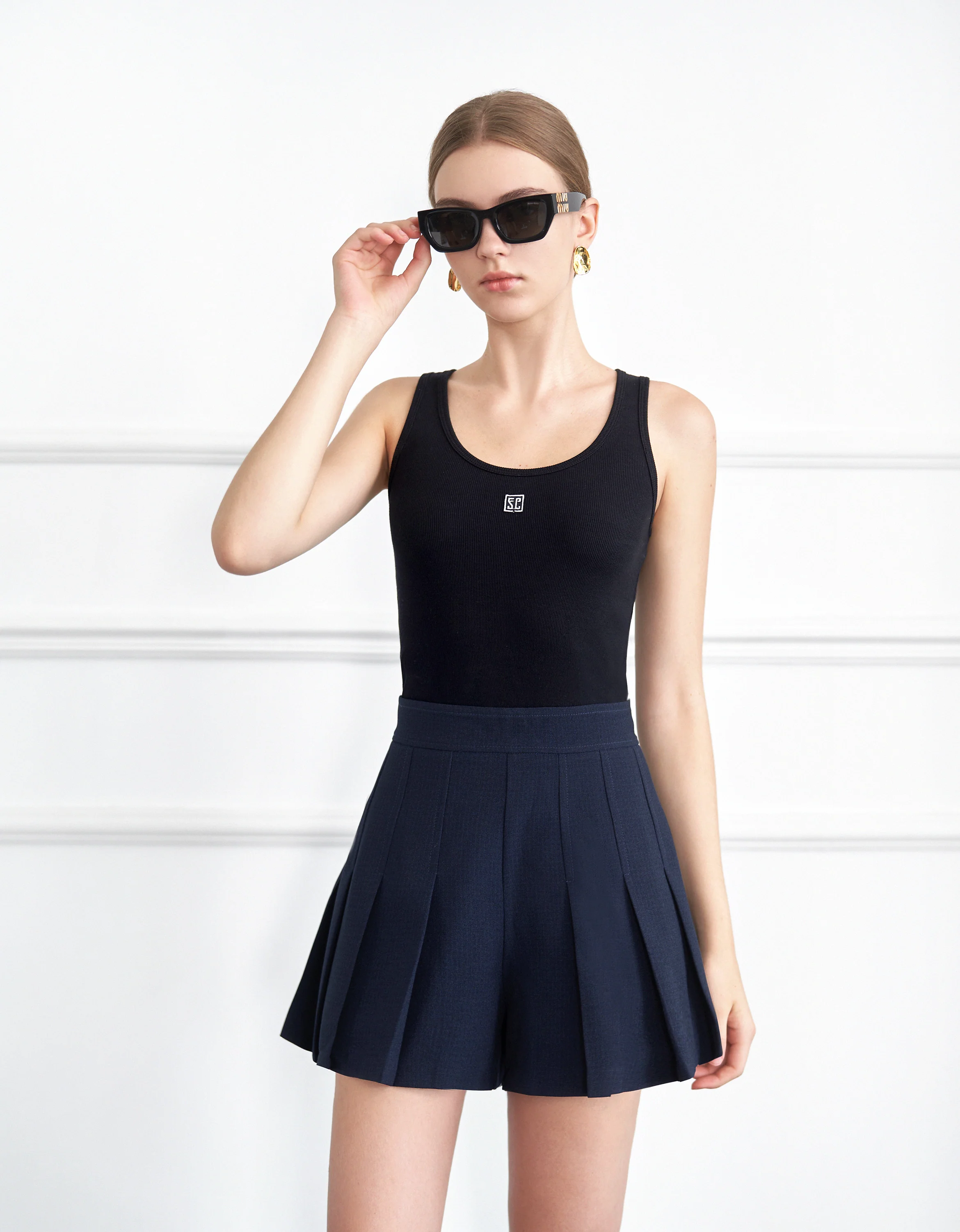 A-line Pleated Shorts - Image 8