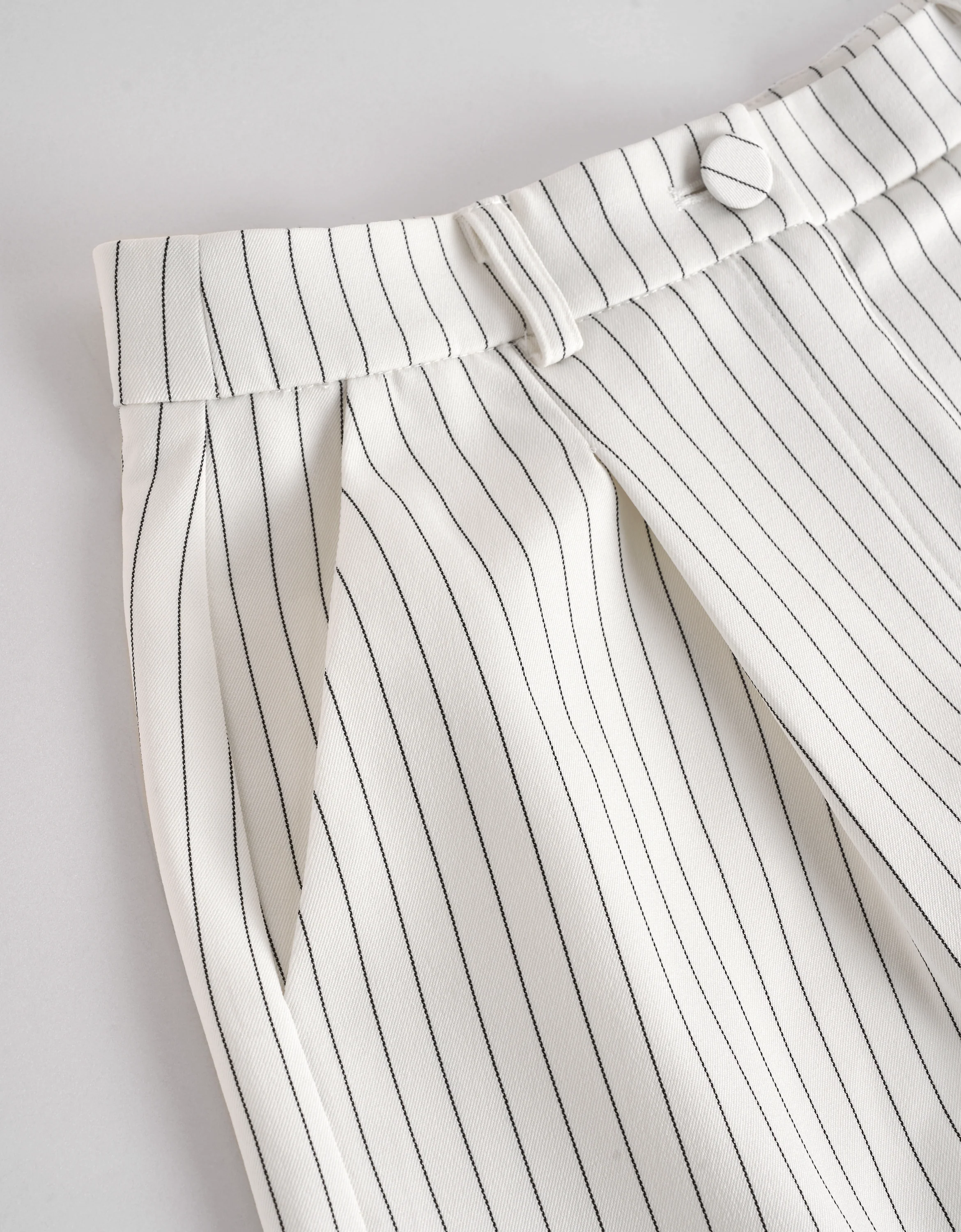 A-line Striped Mid-rise Shorts - Image 6