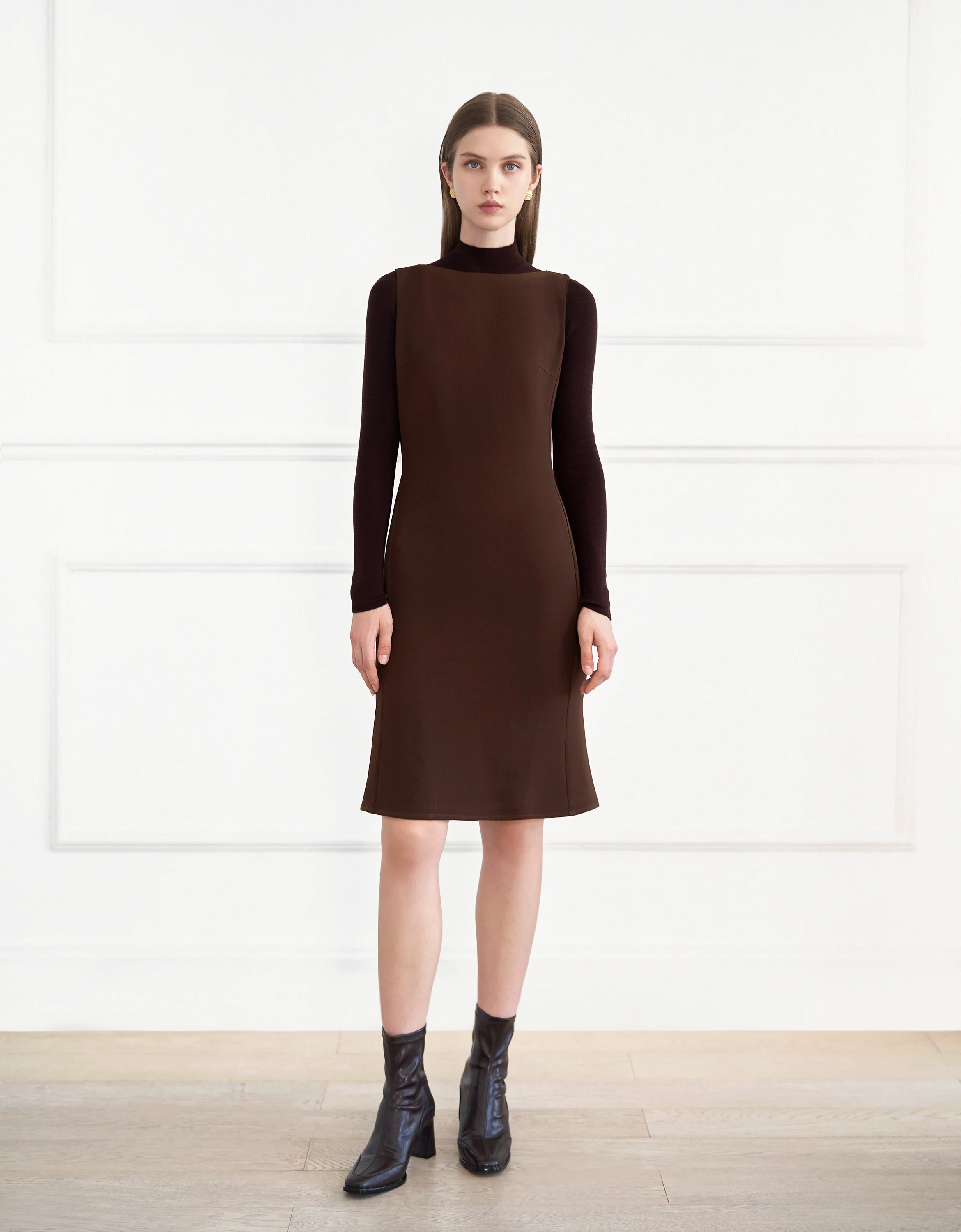 Acetate-blend Boat Neck Fishtail Hem Dress - Image 9