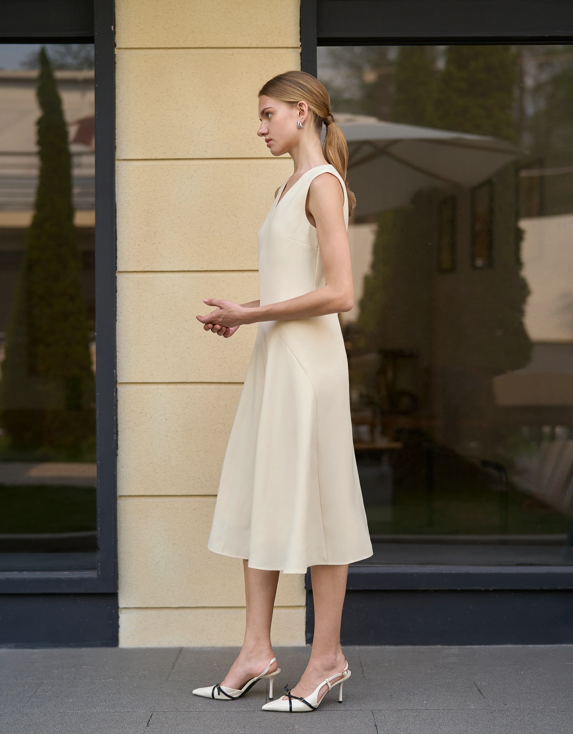 Acetate-blend V-neck A-line Dress - Image 4