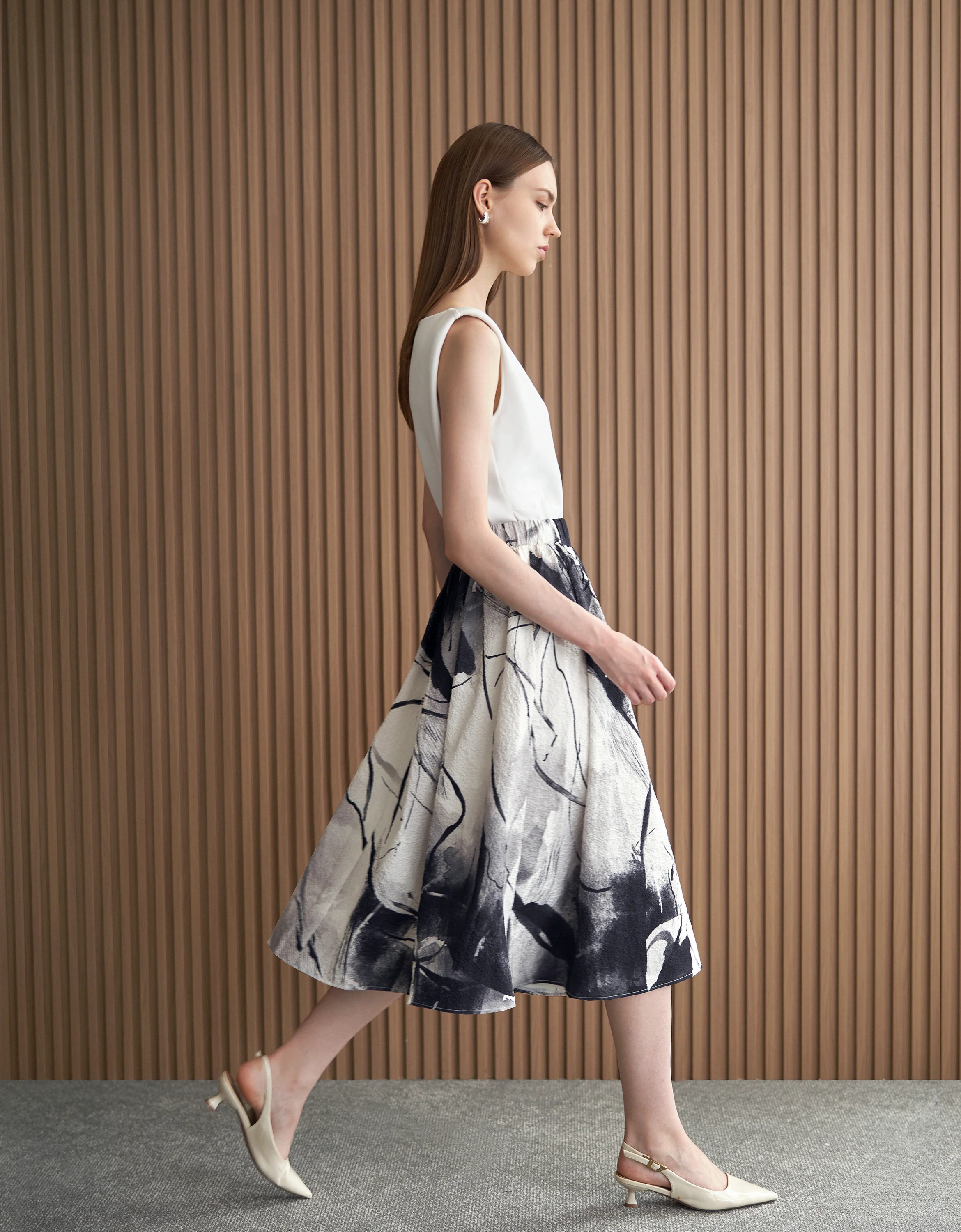 Art Print Midi Skirt - Image 9