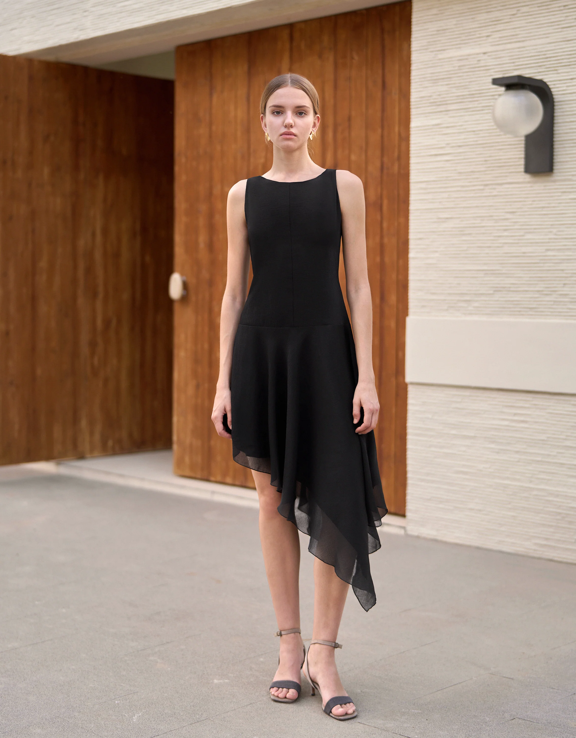 Asymmetric Hem Boat Neck Sleeveeless Dress