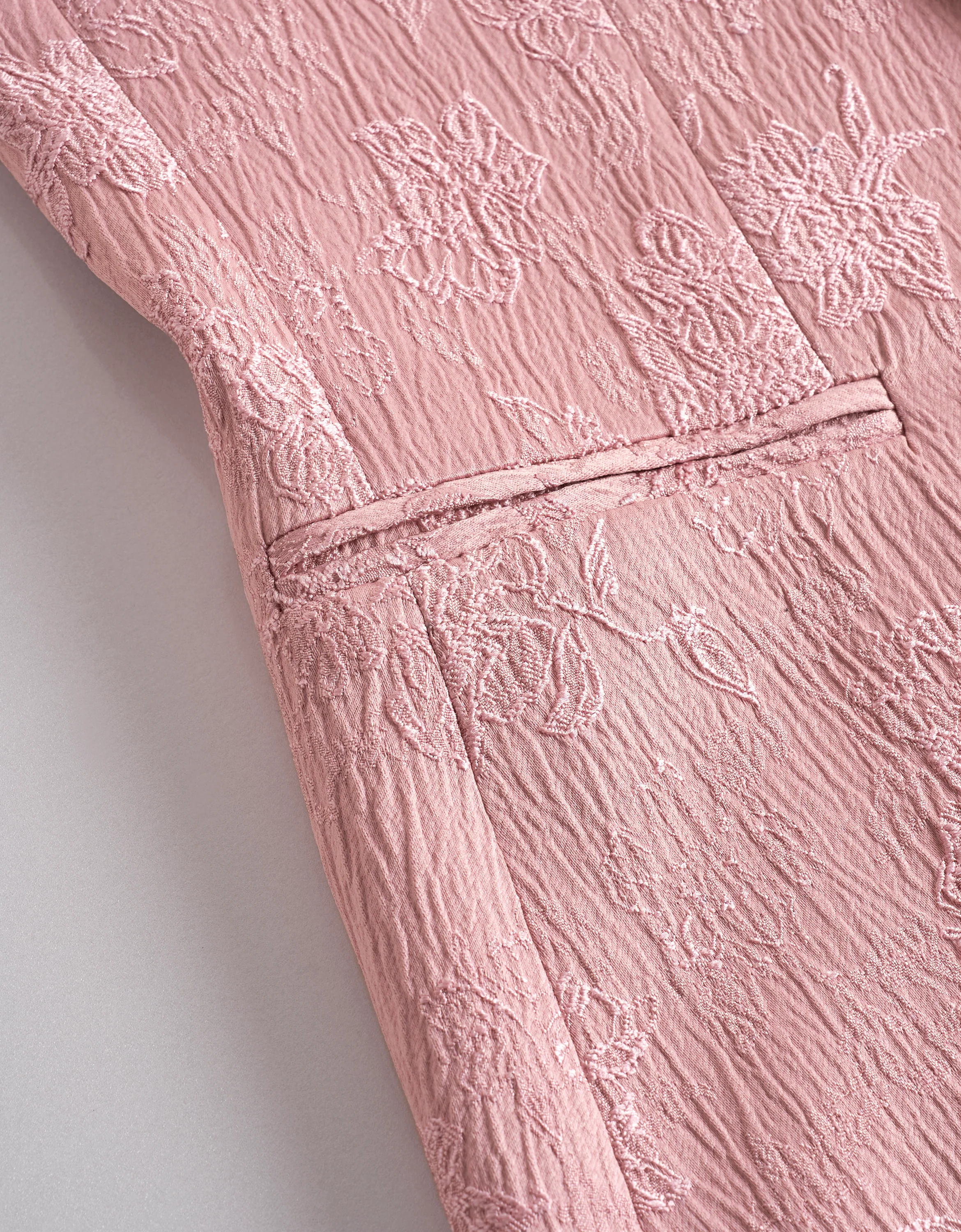 Beaded Detail Sleeveless Jacquard Vest - Image 6
