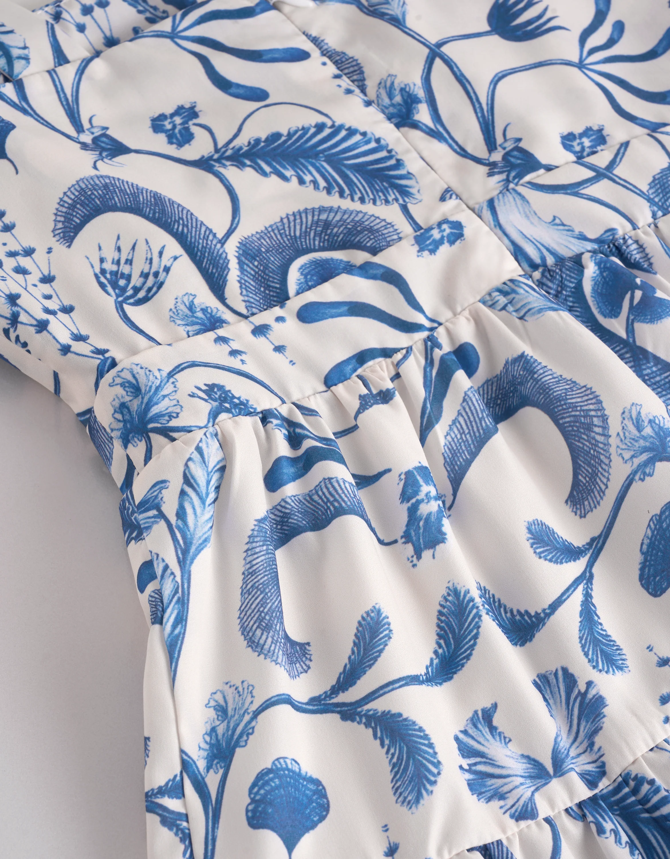Botanical Print Ruffled Hem Short Dress - Image 6