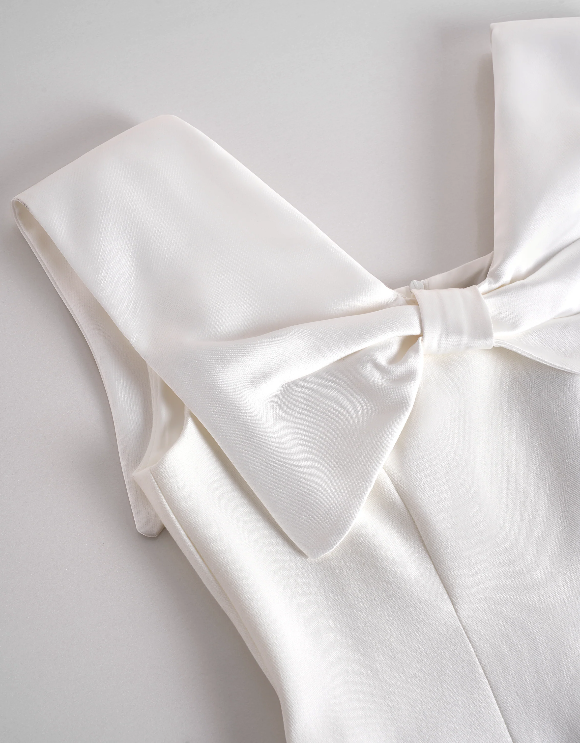 Bow Collar V-neck Midi Dress - Image 5