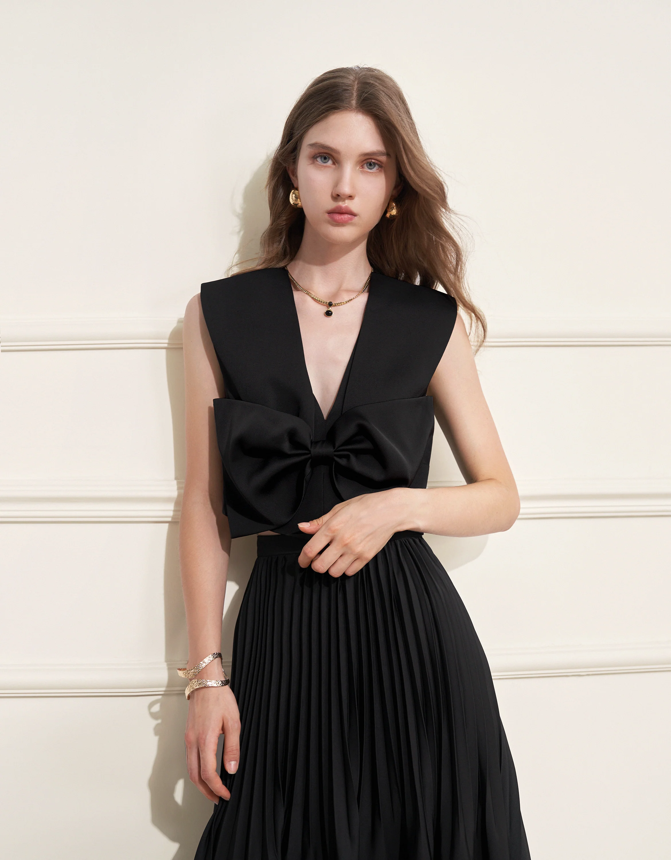 Bow Front Sleeveless Top - Image 27