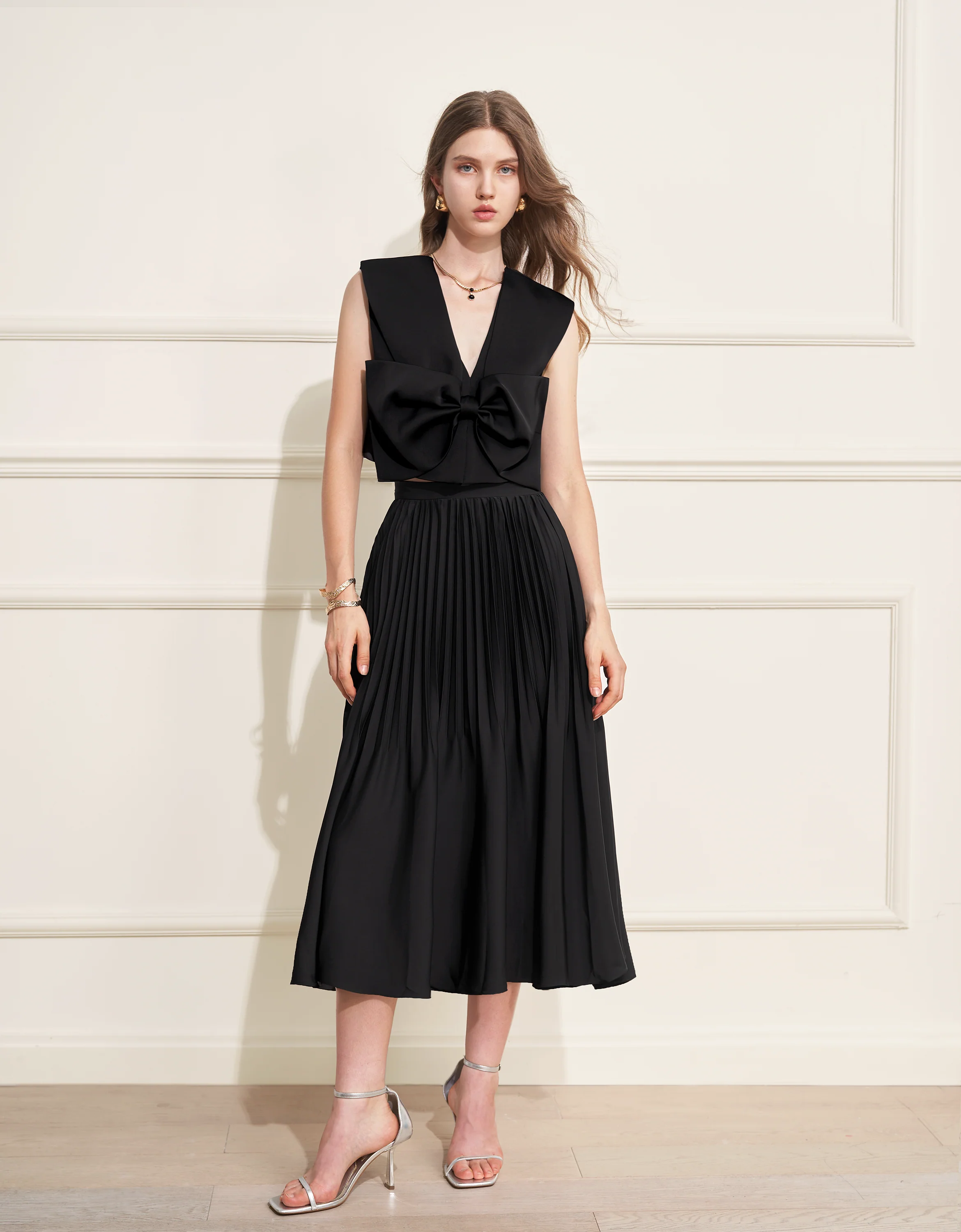 Bow Front Sleeveless Top - Image 29
