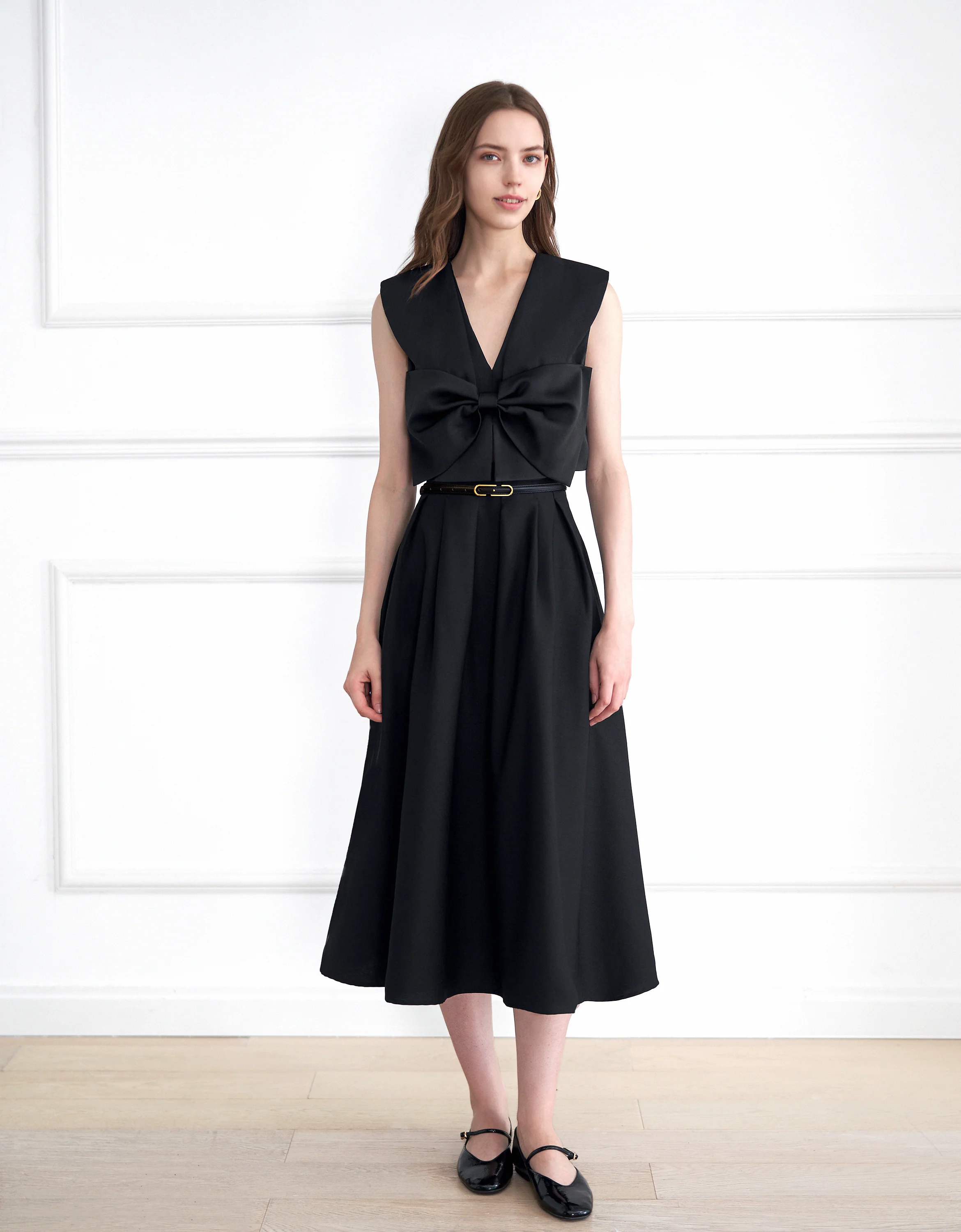 Bow Front Sleeveless Top - Image 34