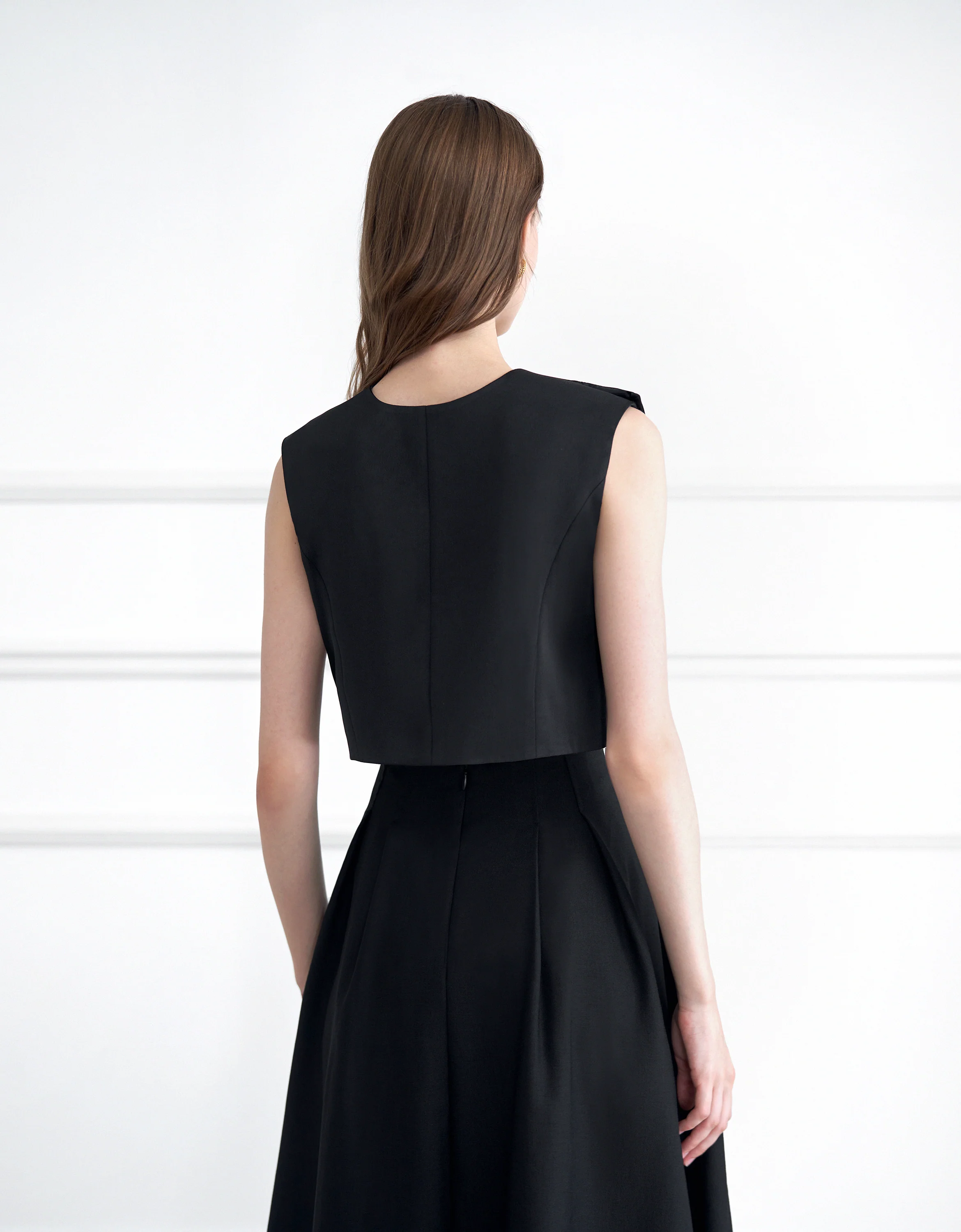 Bow Front Sleeveless Top - Image 36
