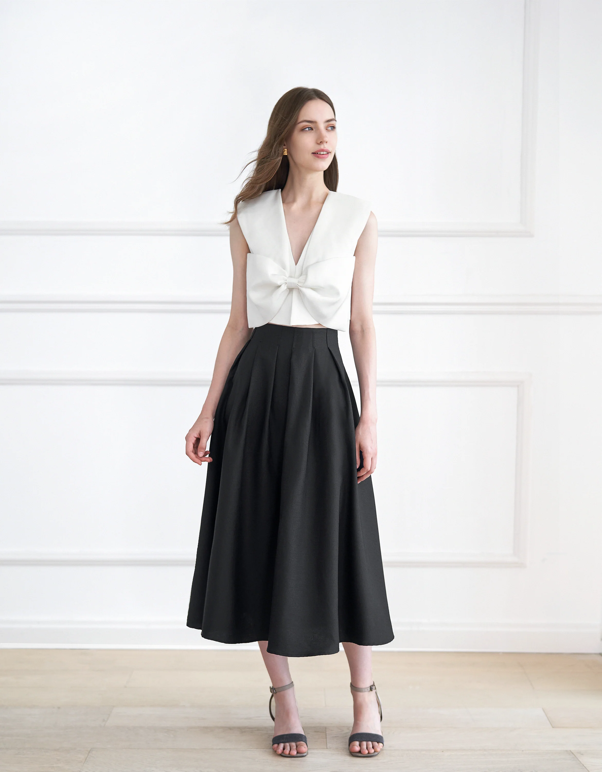 Bow Front Sleeveless Top - Image 7