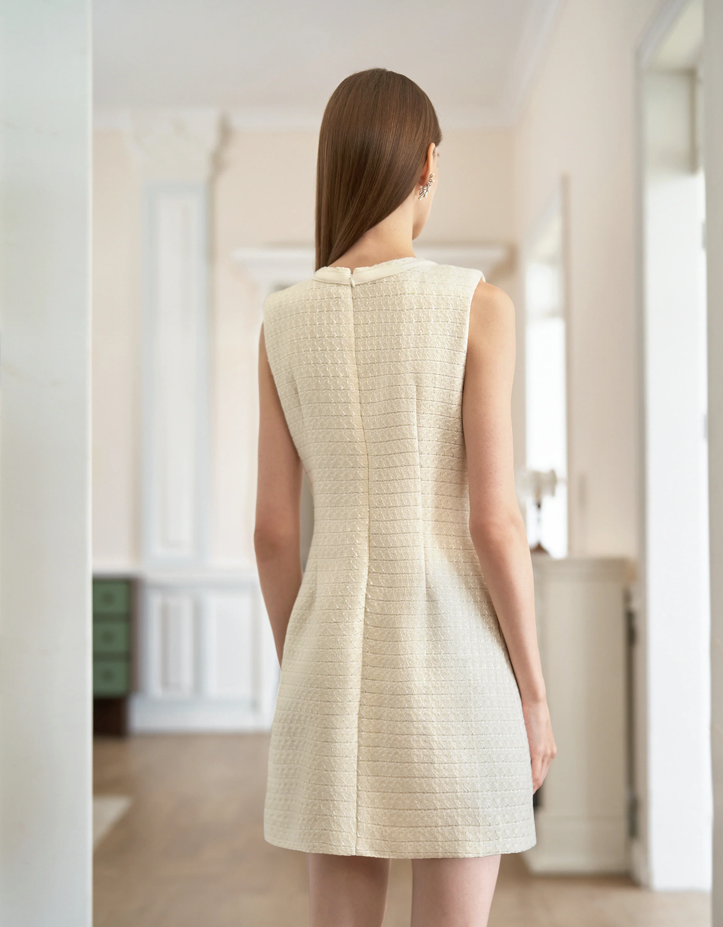 Bow Front Sleeveless Tweed Dress - Image 4