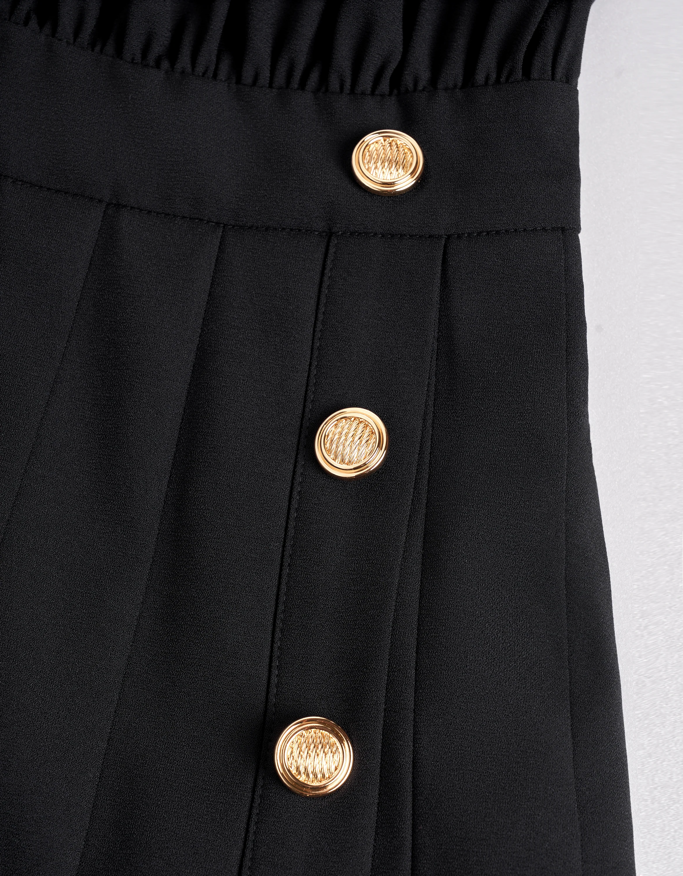 Button Detail Round Neck Pleated Dress - Image 7