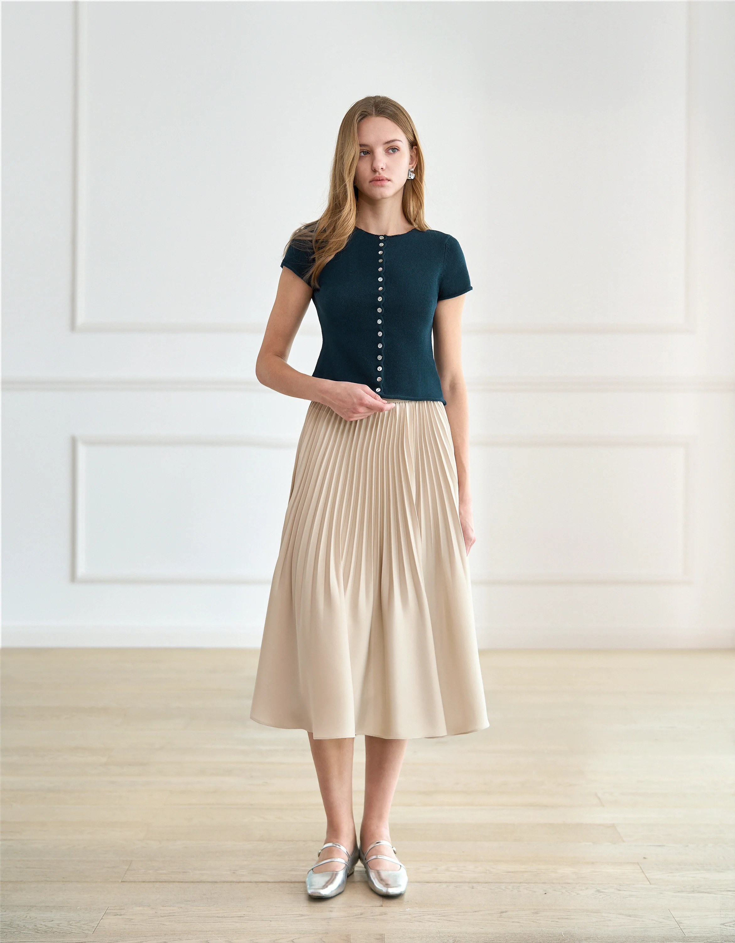 Button Front Short Sleeve Knit Top - Image 4
