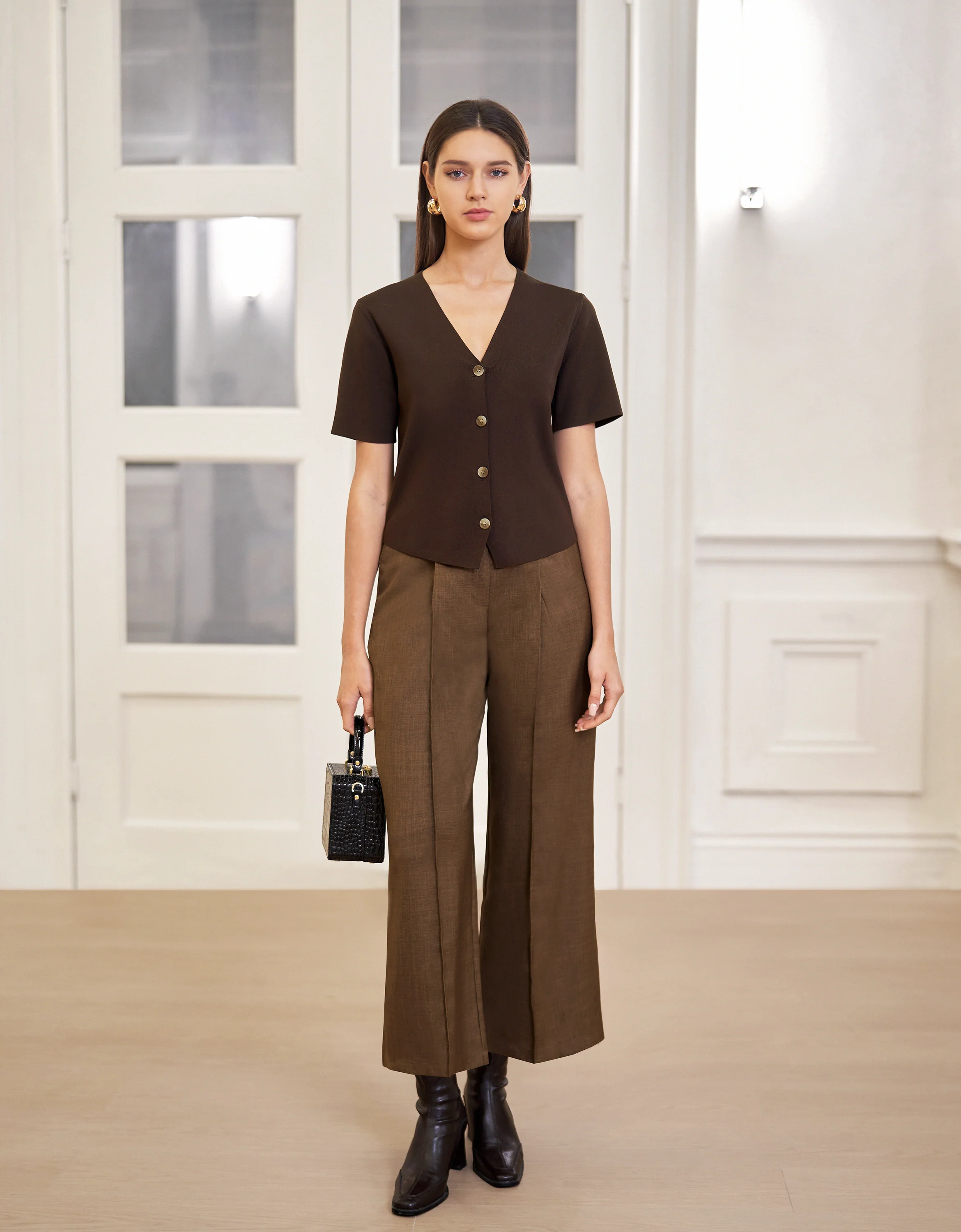 Button Front Short Sleeve Knit Top - Image 4