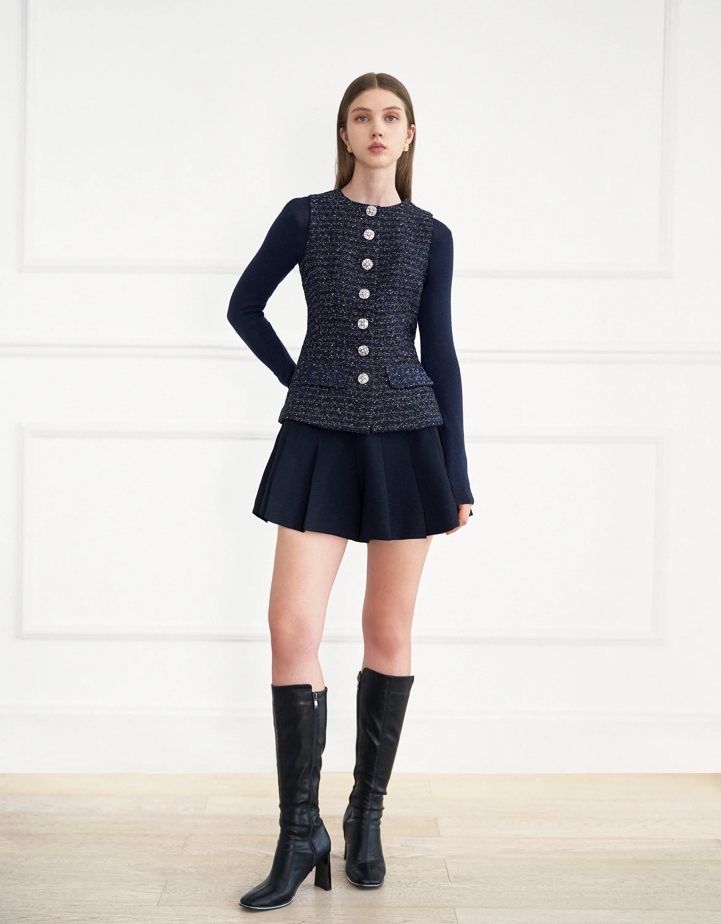 Button Front Sleeveless Tweed Vest - Image 11