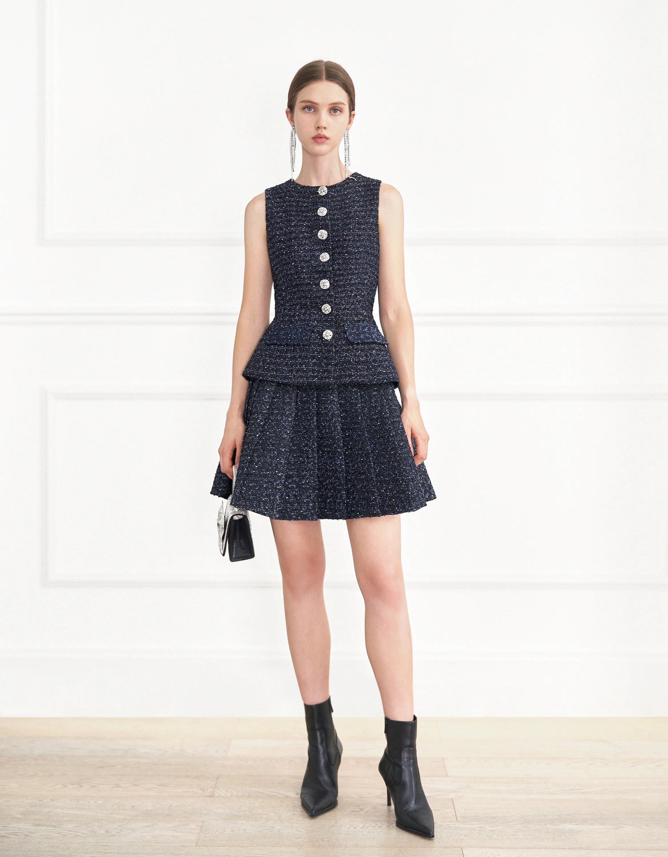 Button Front Sleeveless Tweed Vest - Image 5