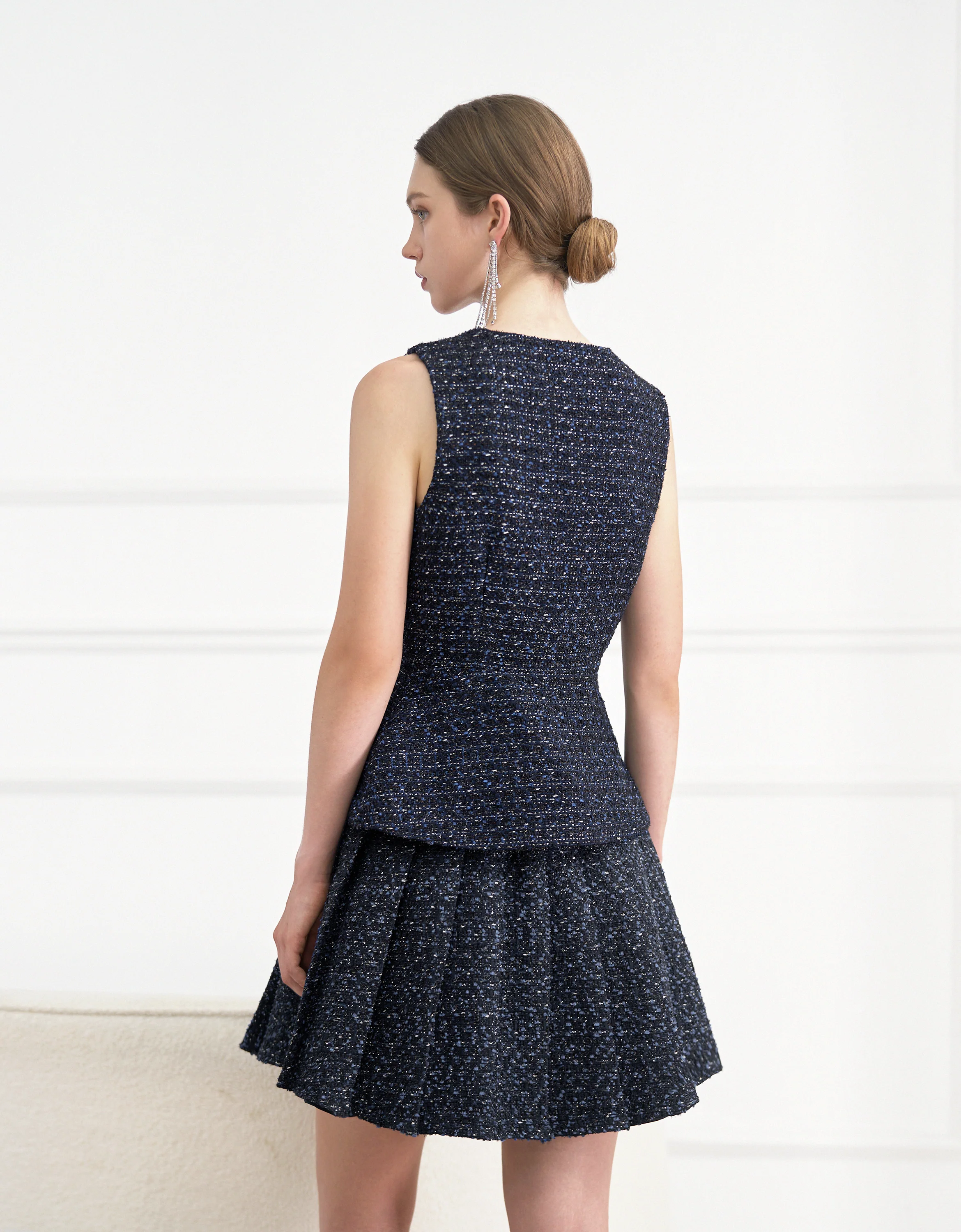 Button Front Sleeveless Tweed Vest - Image 9
