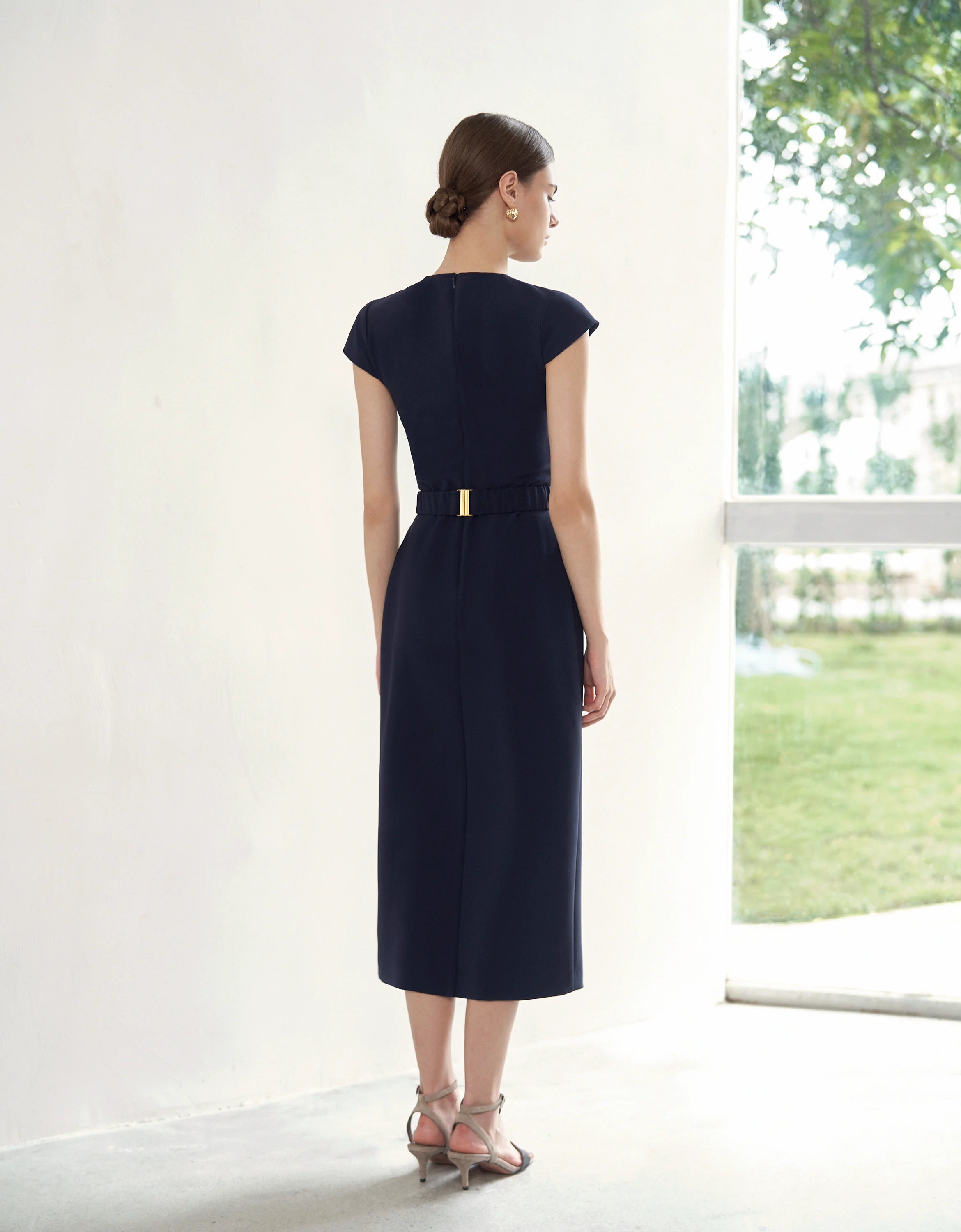Cap Sleeve Button Front Midi Dress - Image 7