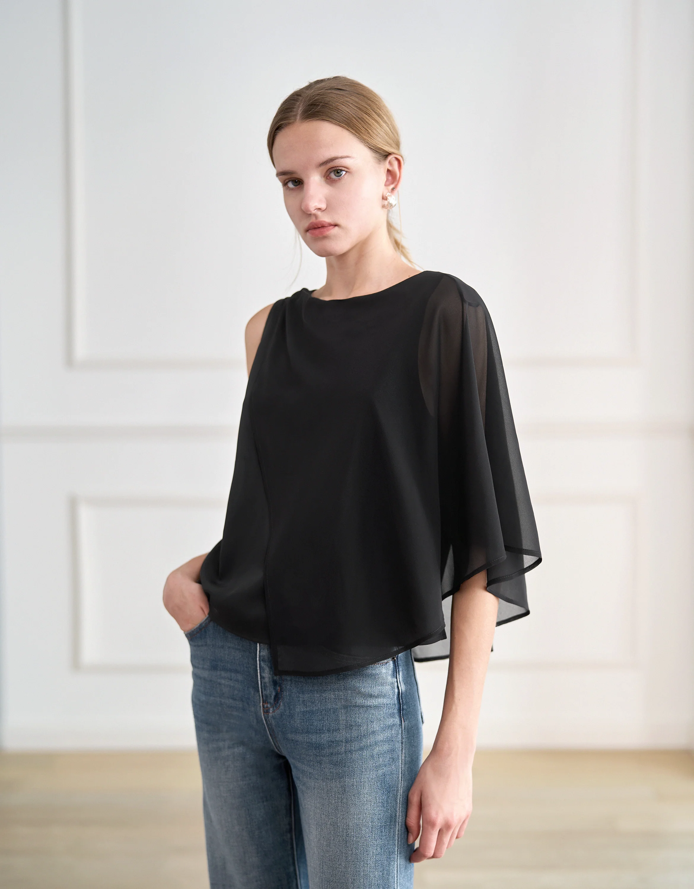 Chiffon Layer Sleeveless Top - Image 3