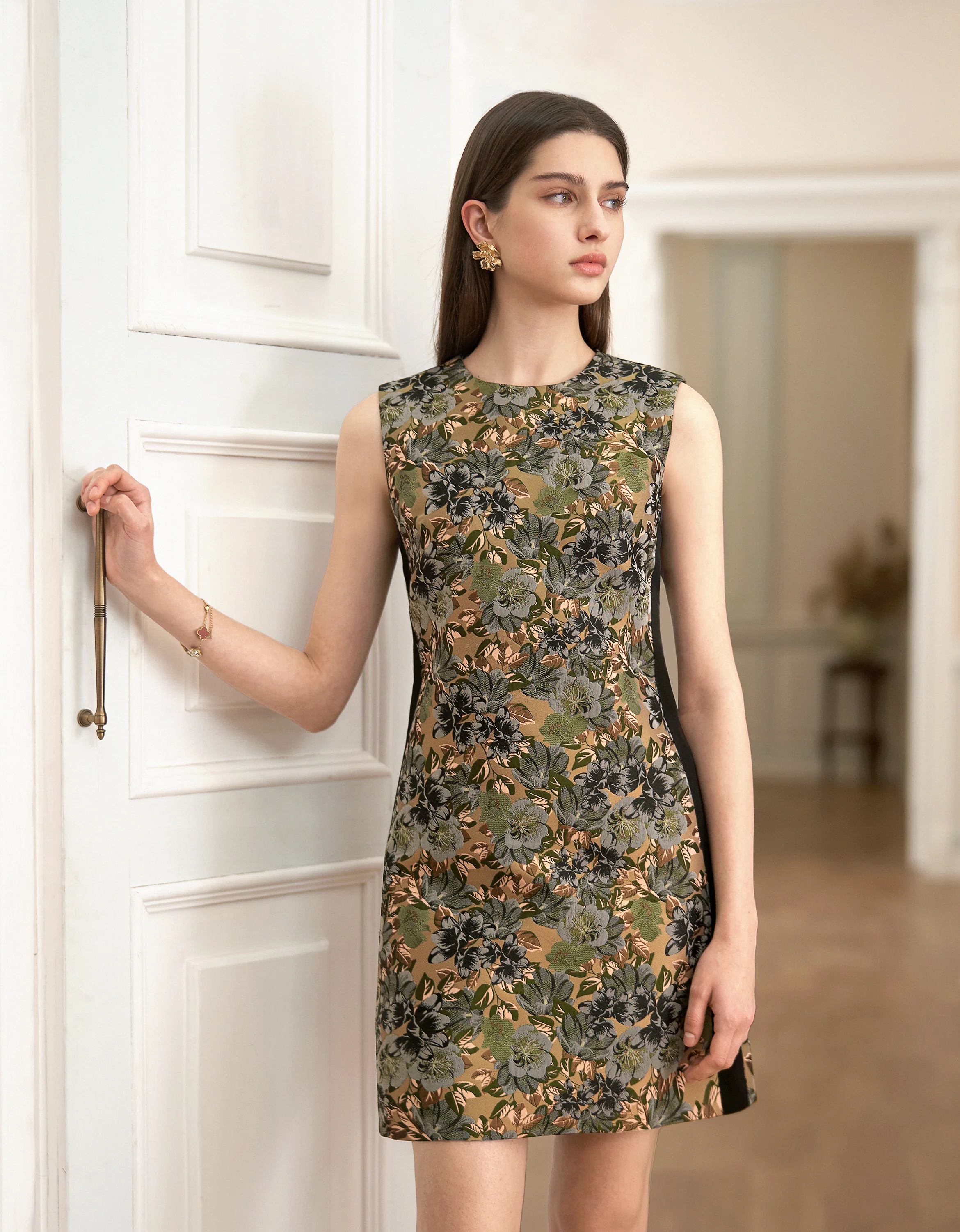 Colorblock Floral Jacquard Round Neck Sleeveless Dress - Image 10