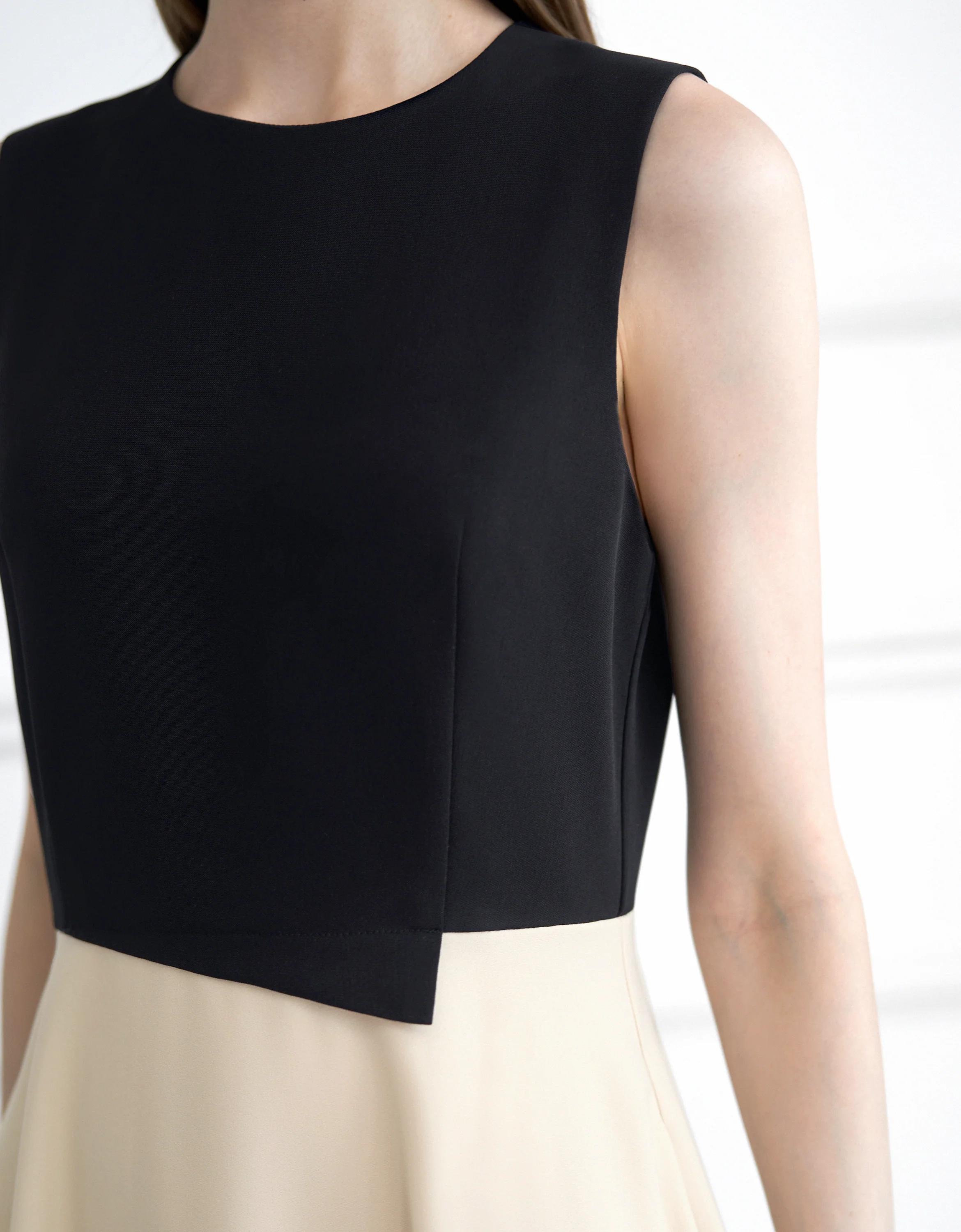 Colorblock Layered Midi Dress - Image 5