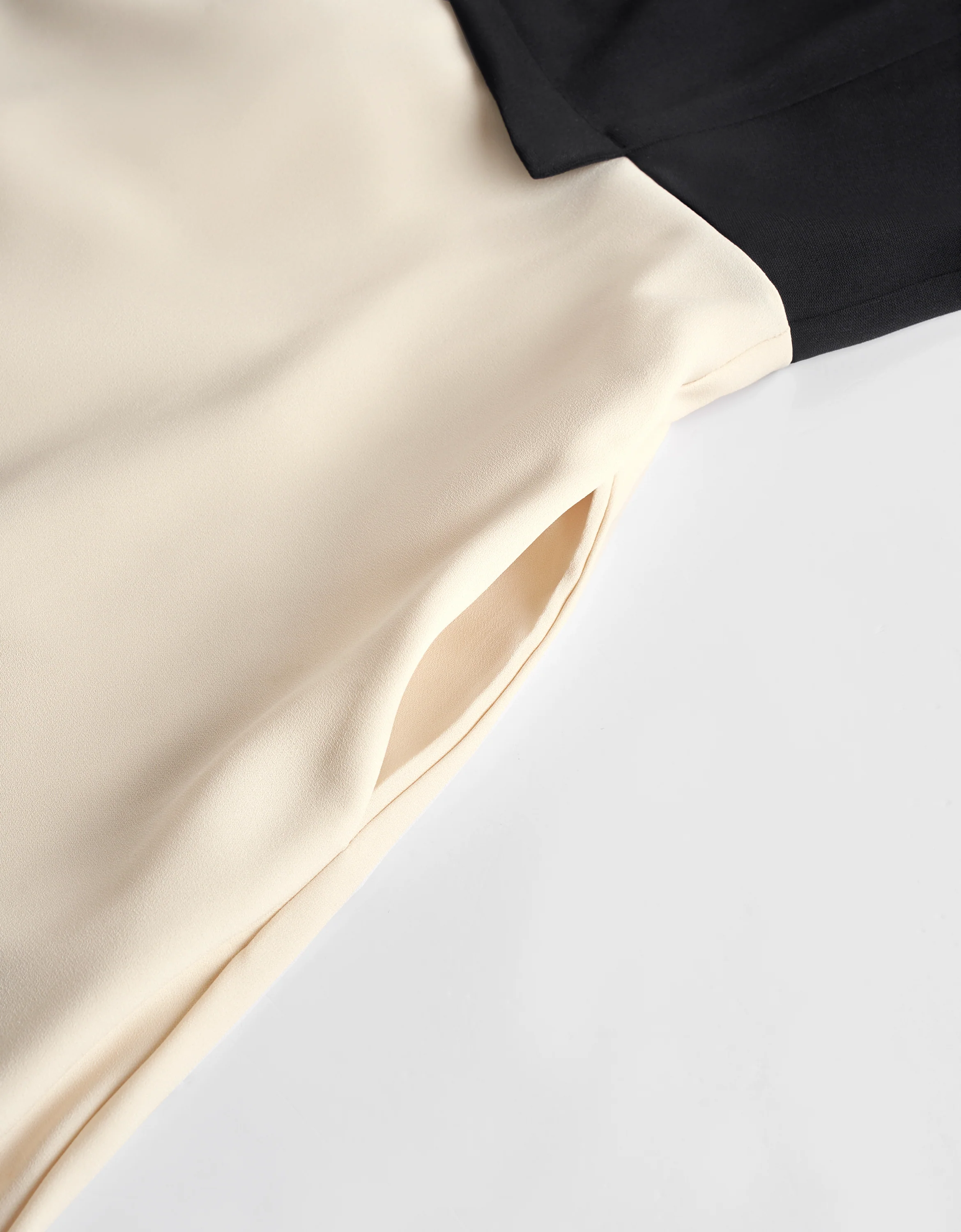 Colorblock Layered Midi Dress - Image 8