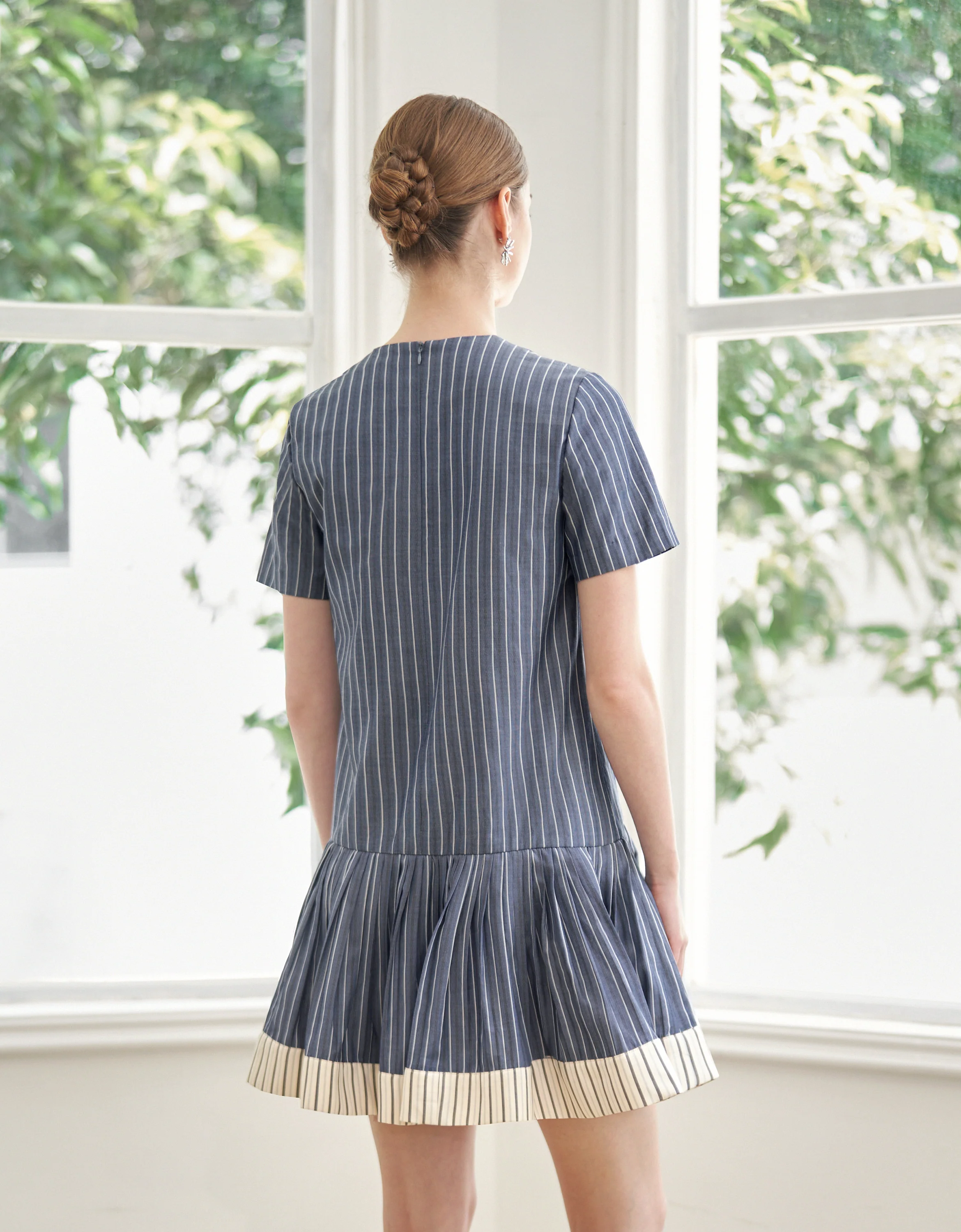 Contrast Trim Ruffled Hem Striped Dress - Image 4