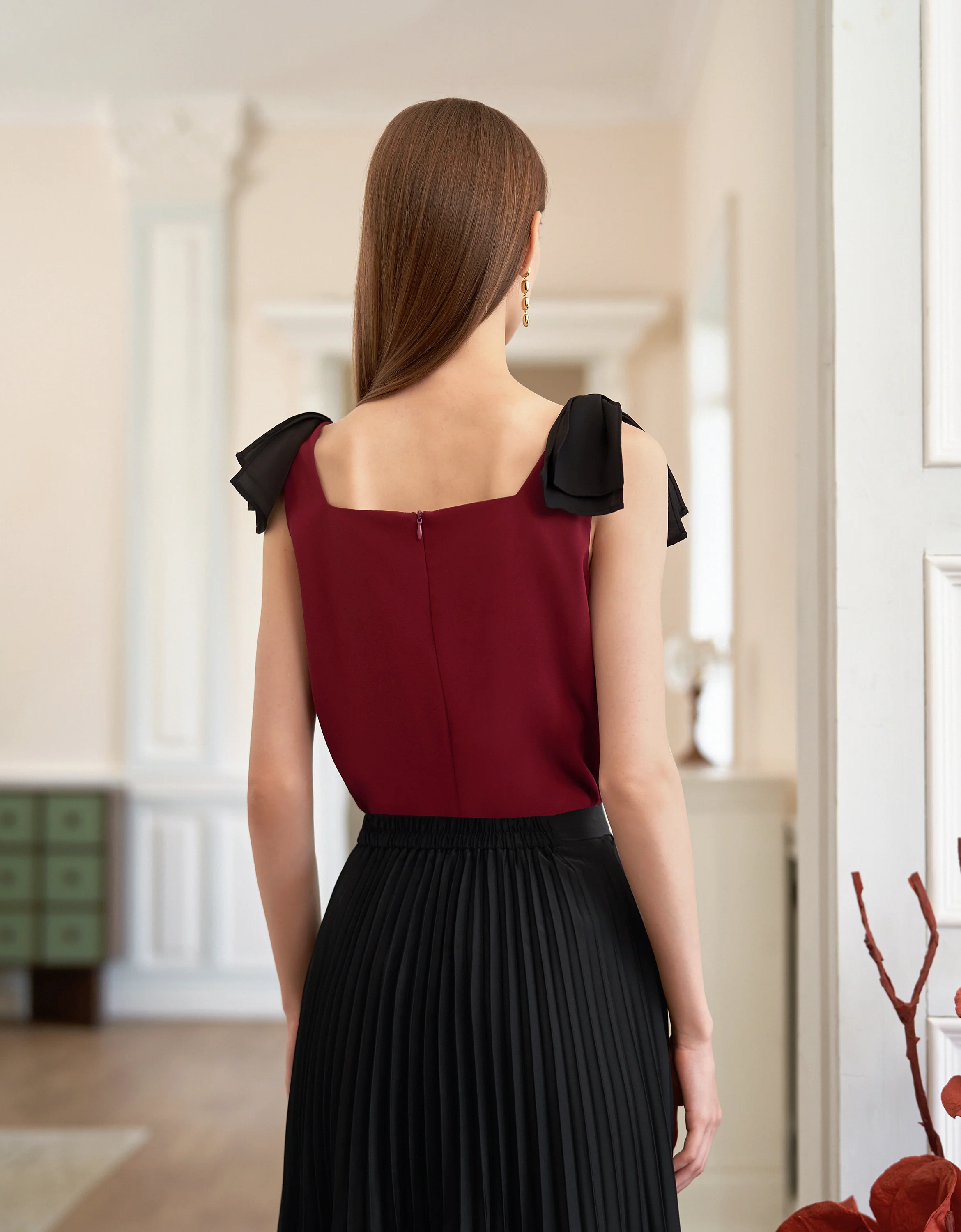 Contrast Bow Straps Square Neck Top - Image 4