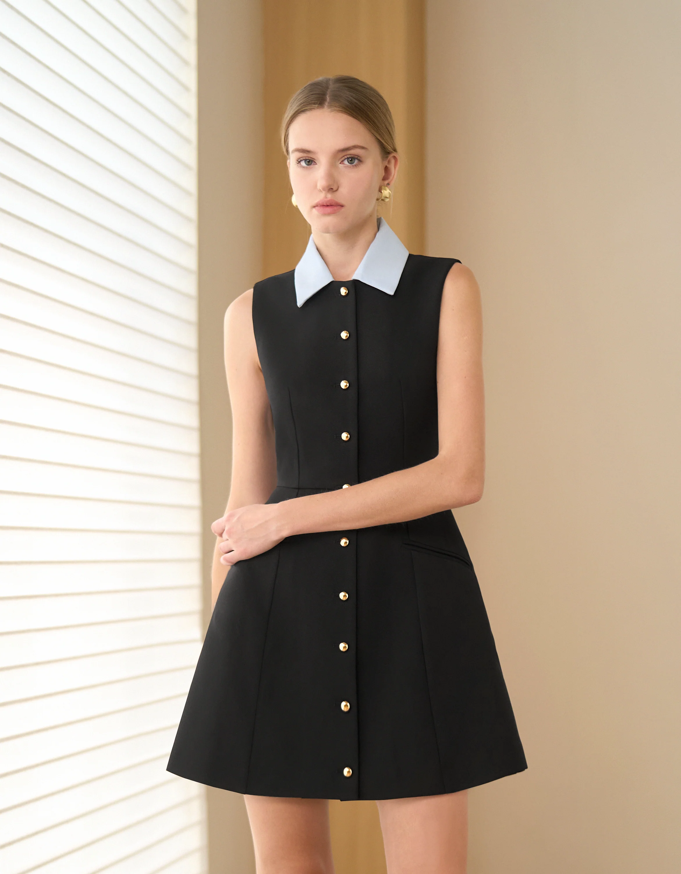Contrast Collar Button Front Sleeveless Dress - Image 2