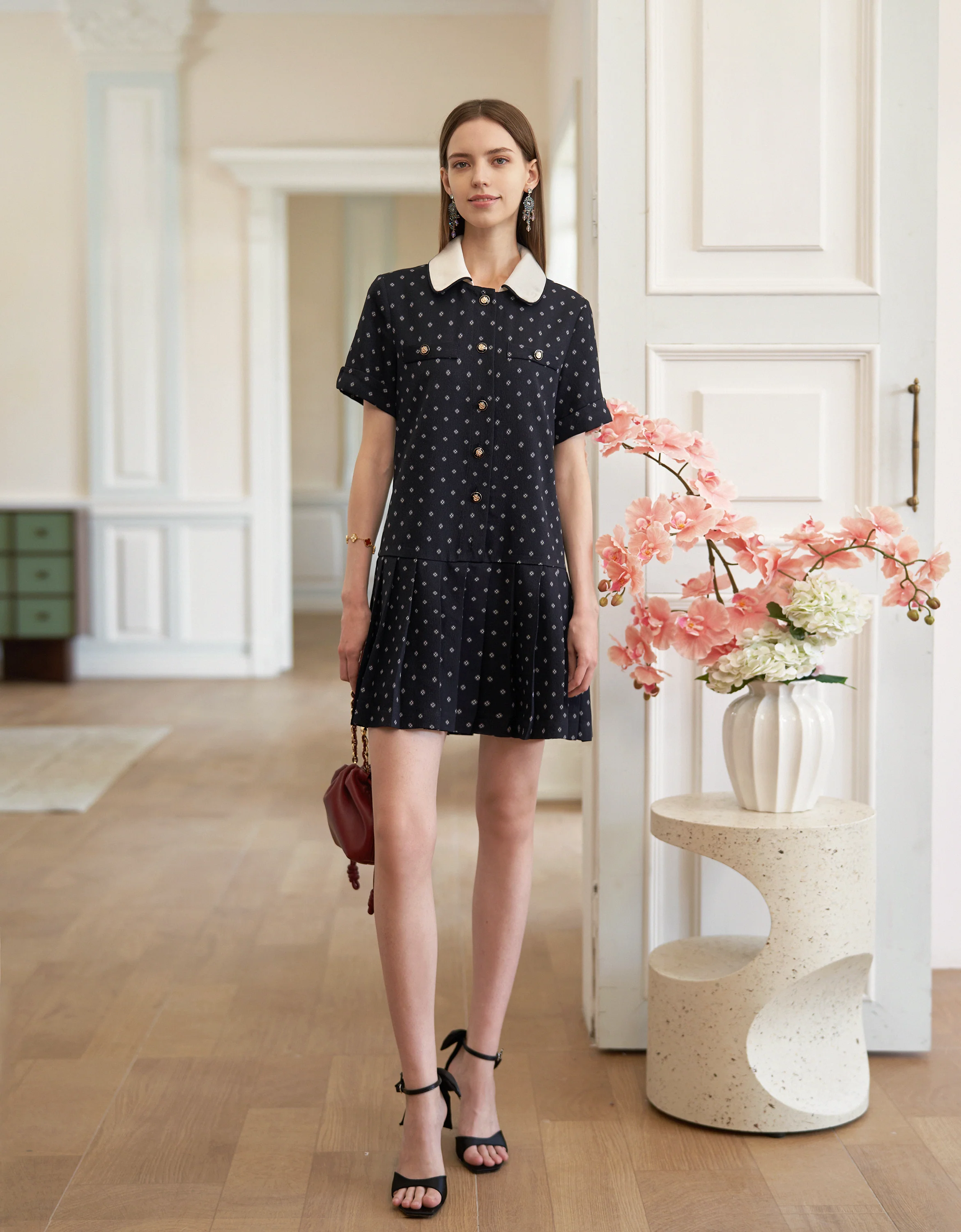 Contrast Collar Pleated Hem Printed Dress - Image 9
