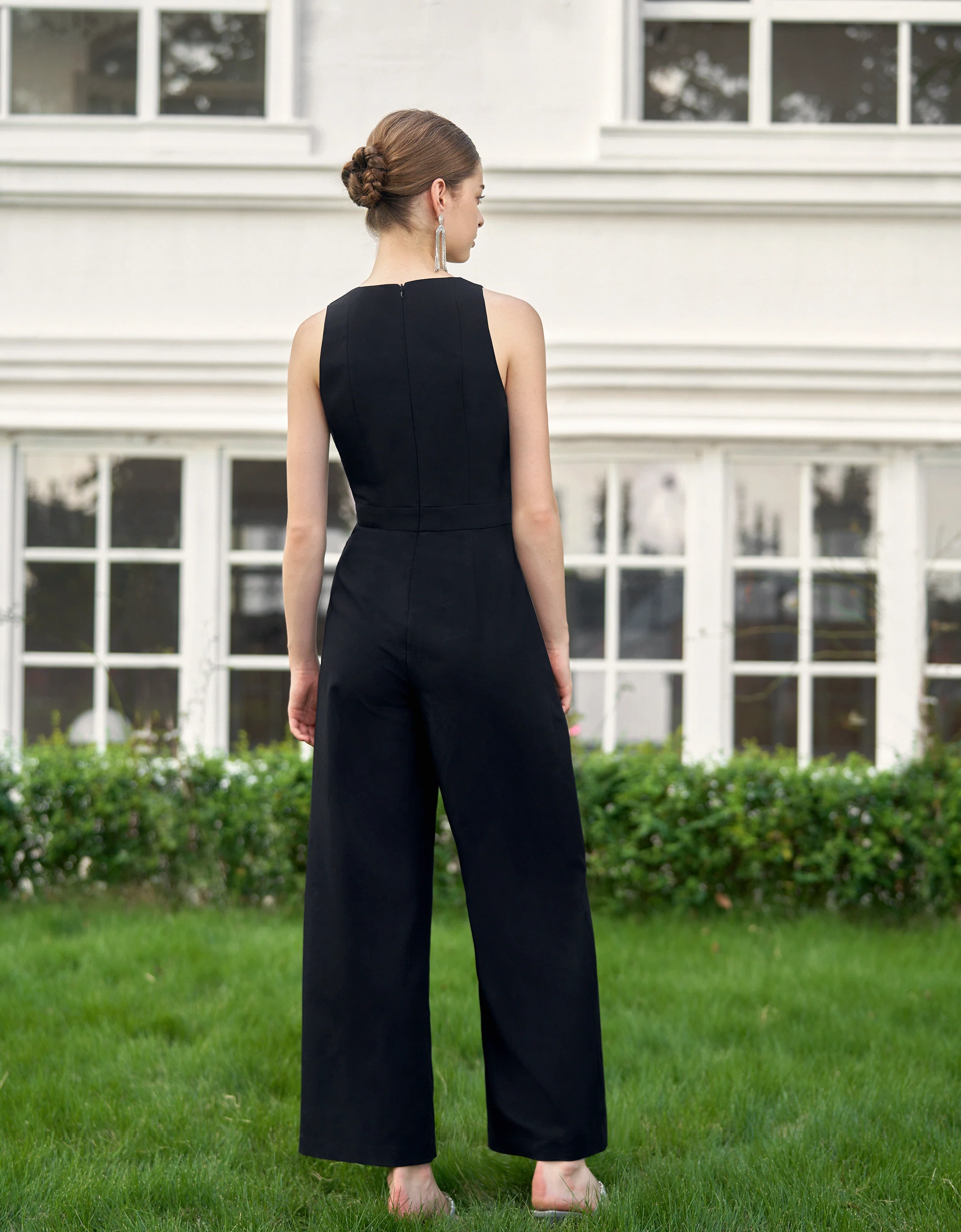 Contrast Collar Sleeveless Jumpsuit - Image 3