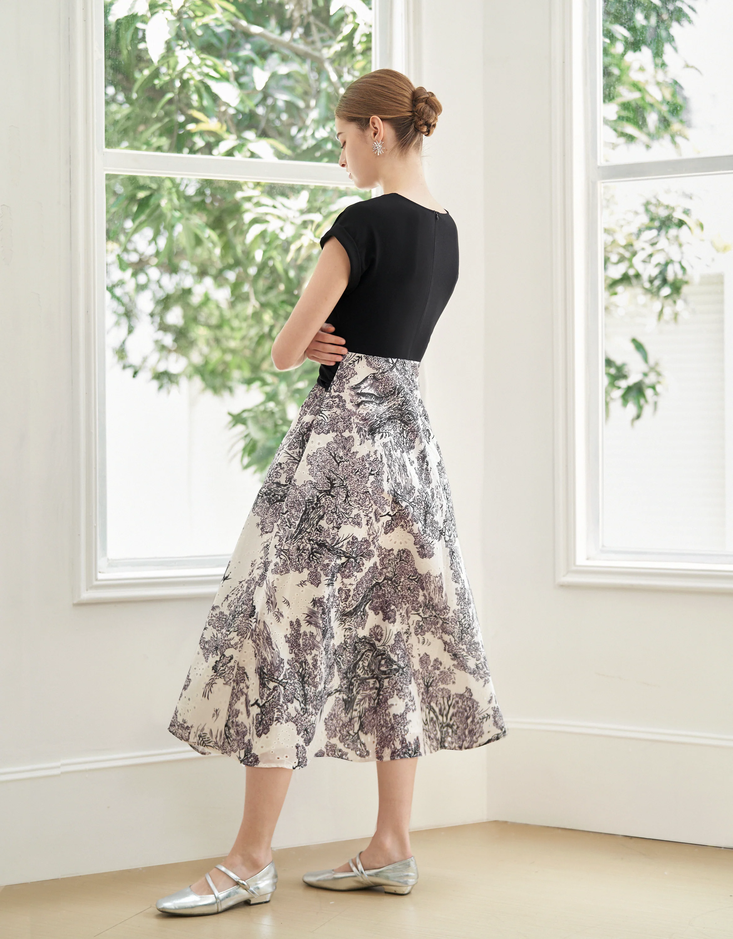 Contrast Floral Skirt Midi Dress