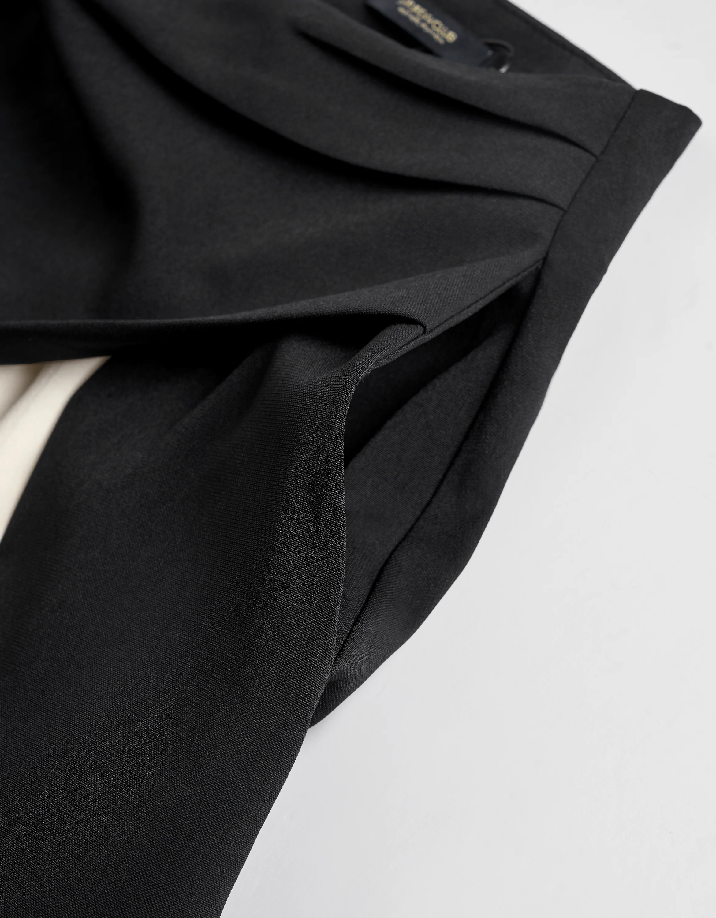 Contrast Pleated Asymmetric Layered Skirt - Image 7