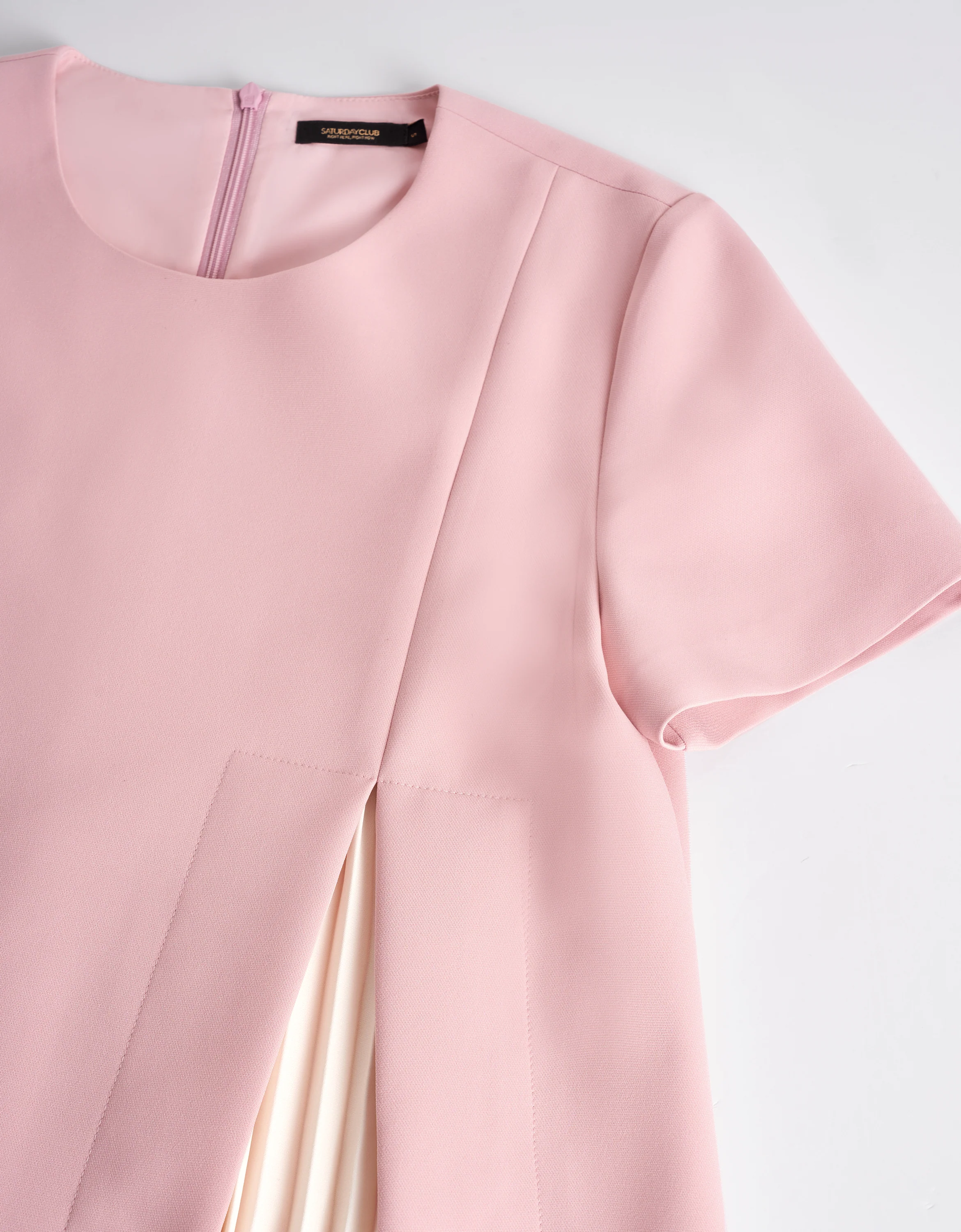 Contrast Pleated Panel Short Sleeve Dress - Image 17