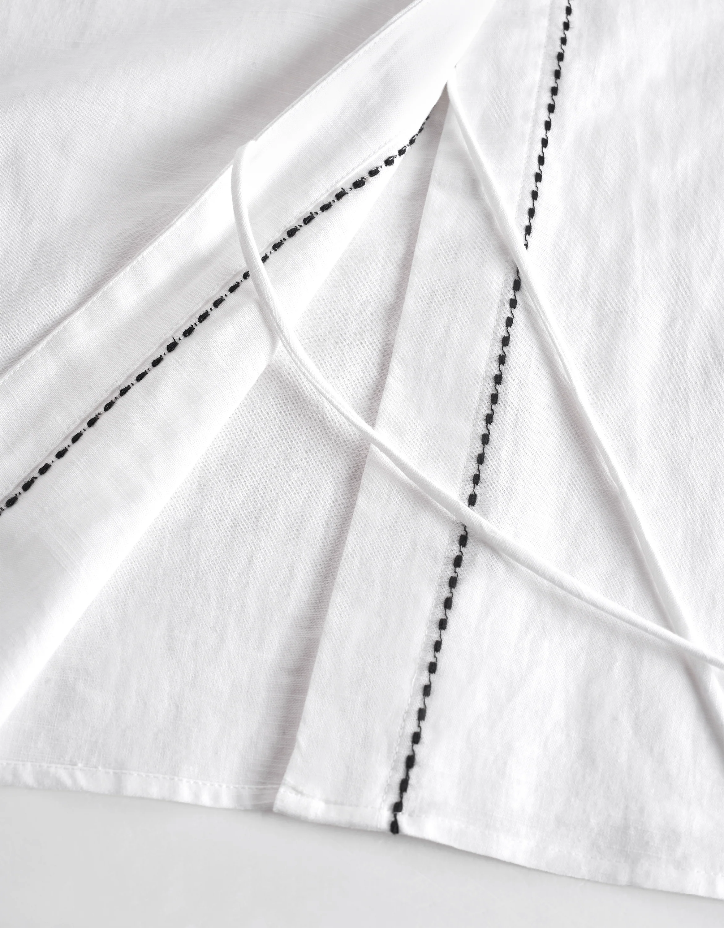 Contrast Topstitch Asymmetric Long Sleeve Shirt - Image 9