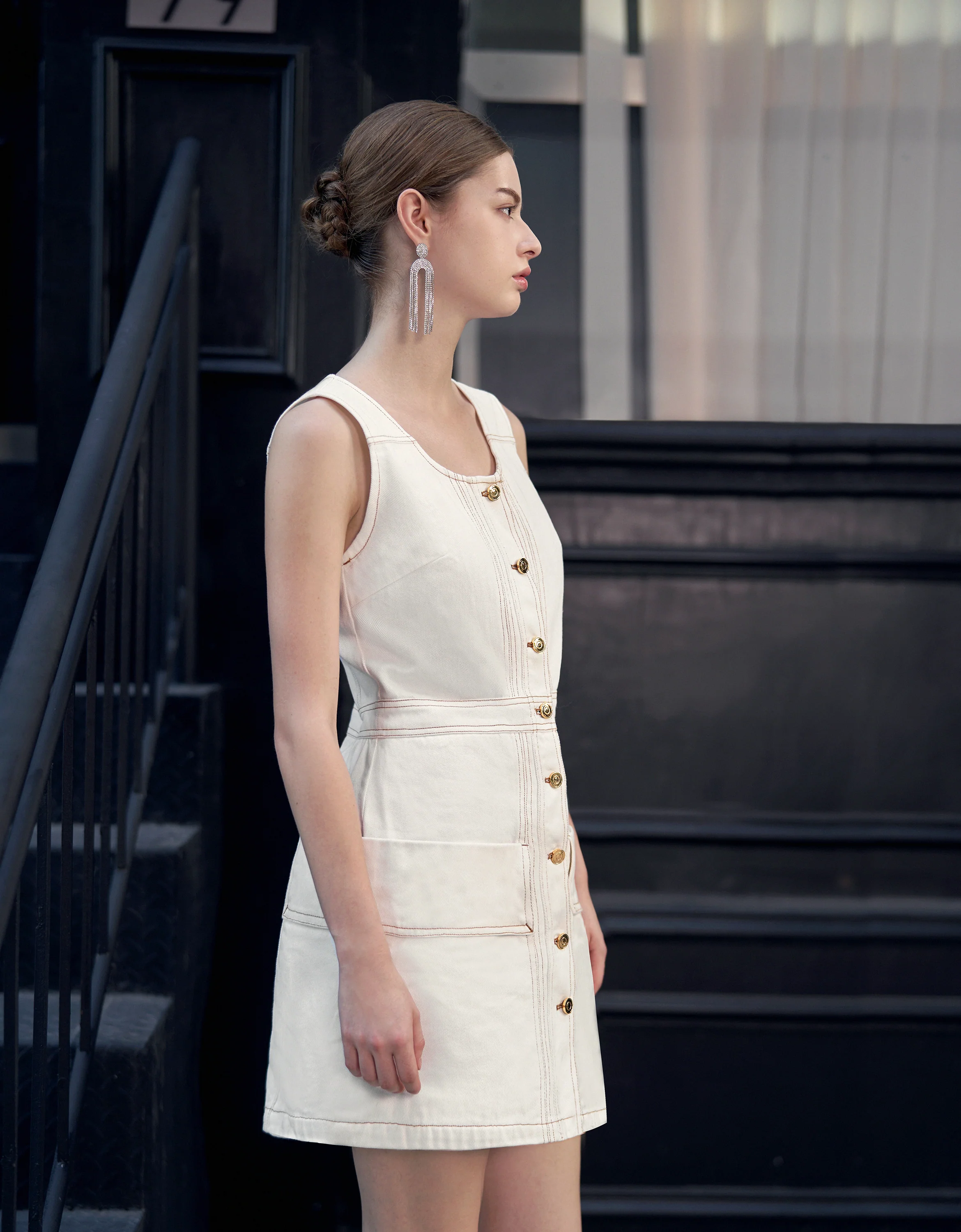 Contrast Topstitch U-neck Denim Dress - Image 10
