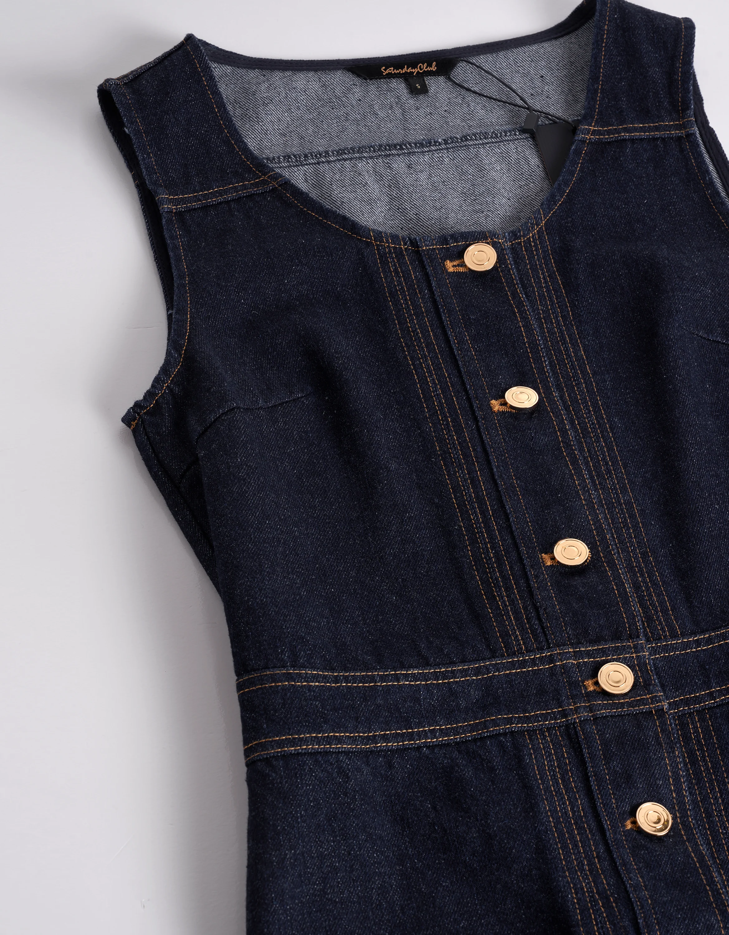 Contrast Topstitch U-neck Denim Dress - Image 5
