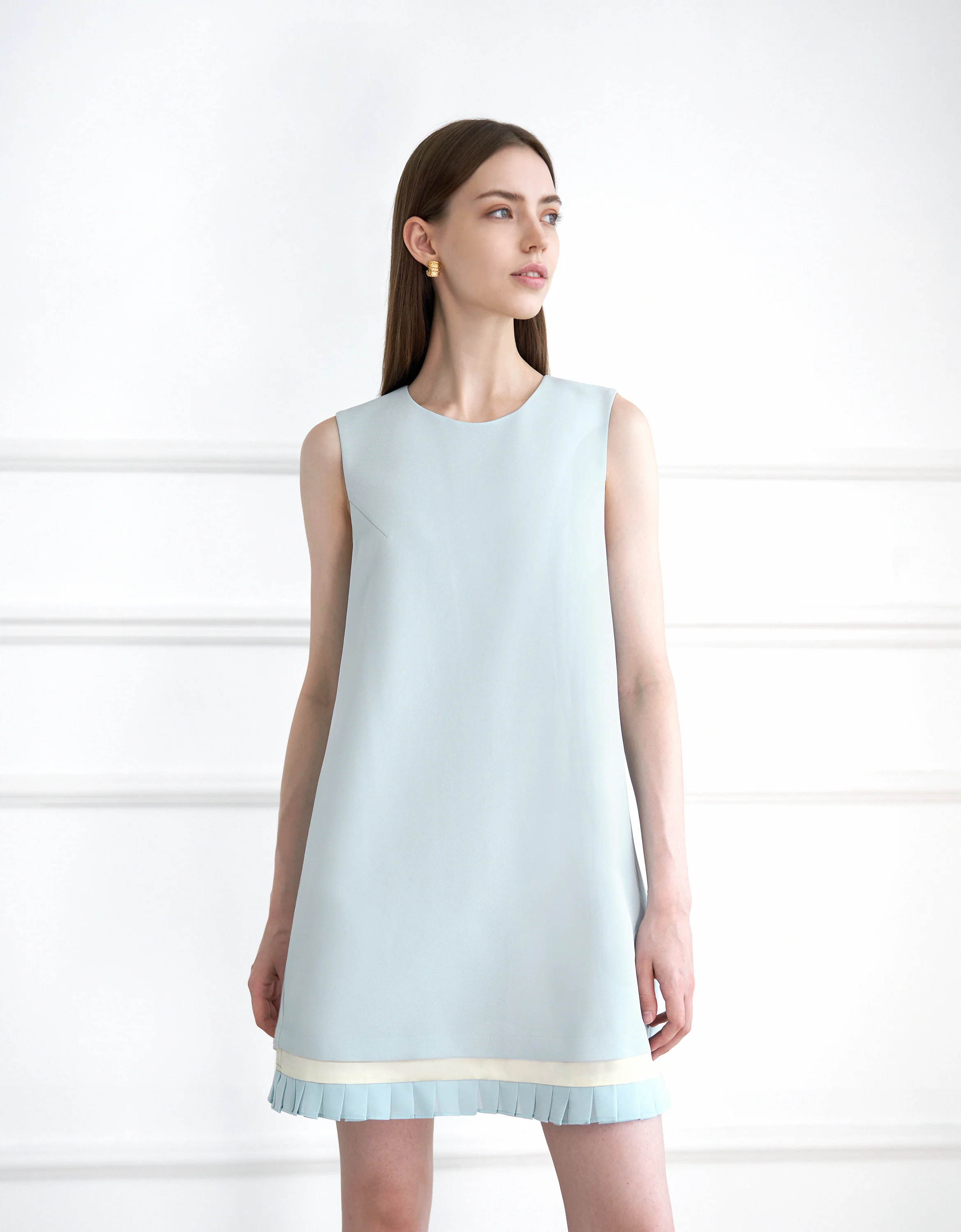 Contrast Trim Pleated Hem Sleeveless Dress - Image 11