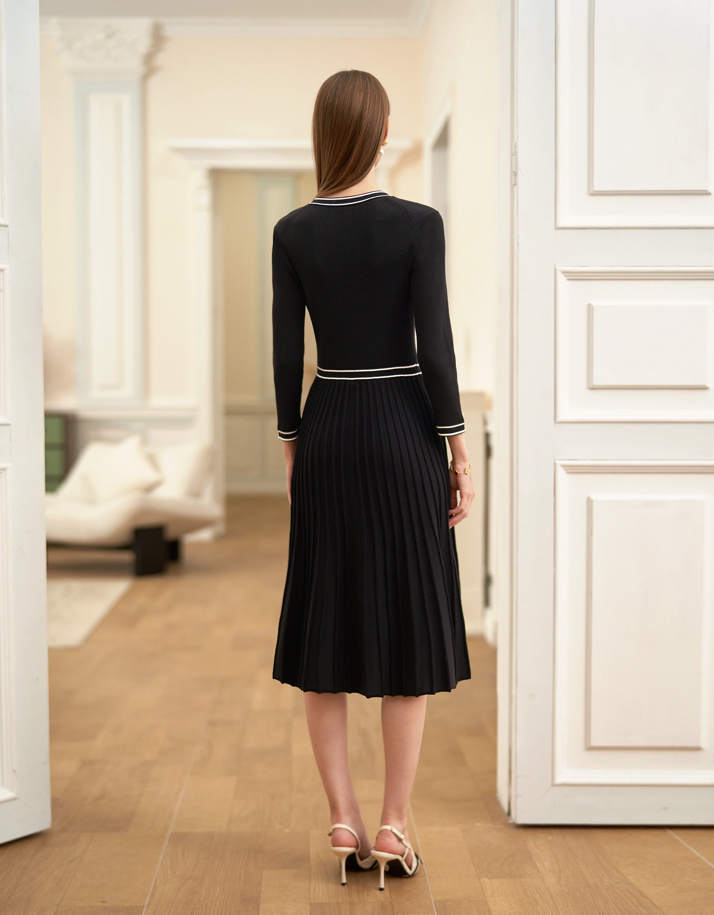 Contrast Trims Long Sleeve Pleated Midi Dress - Image 3