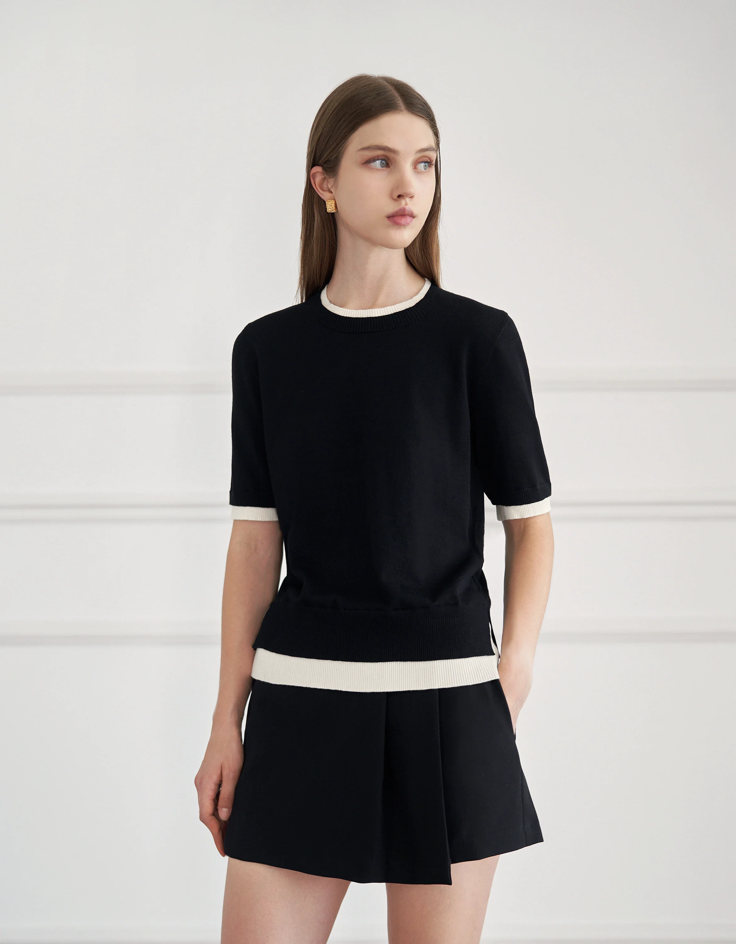 Contrast Trims Short Sleeve Knit Top - Image 4