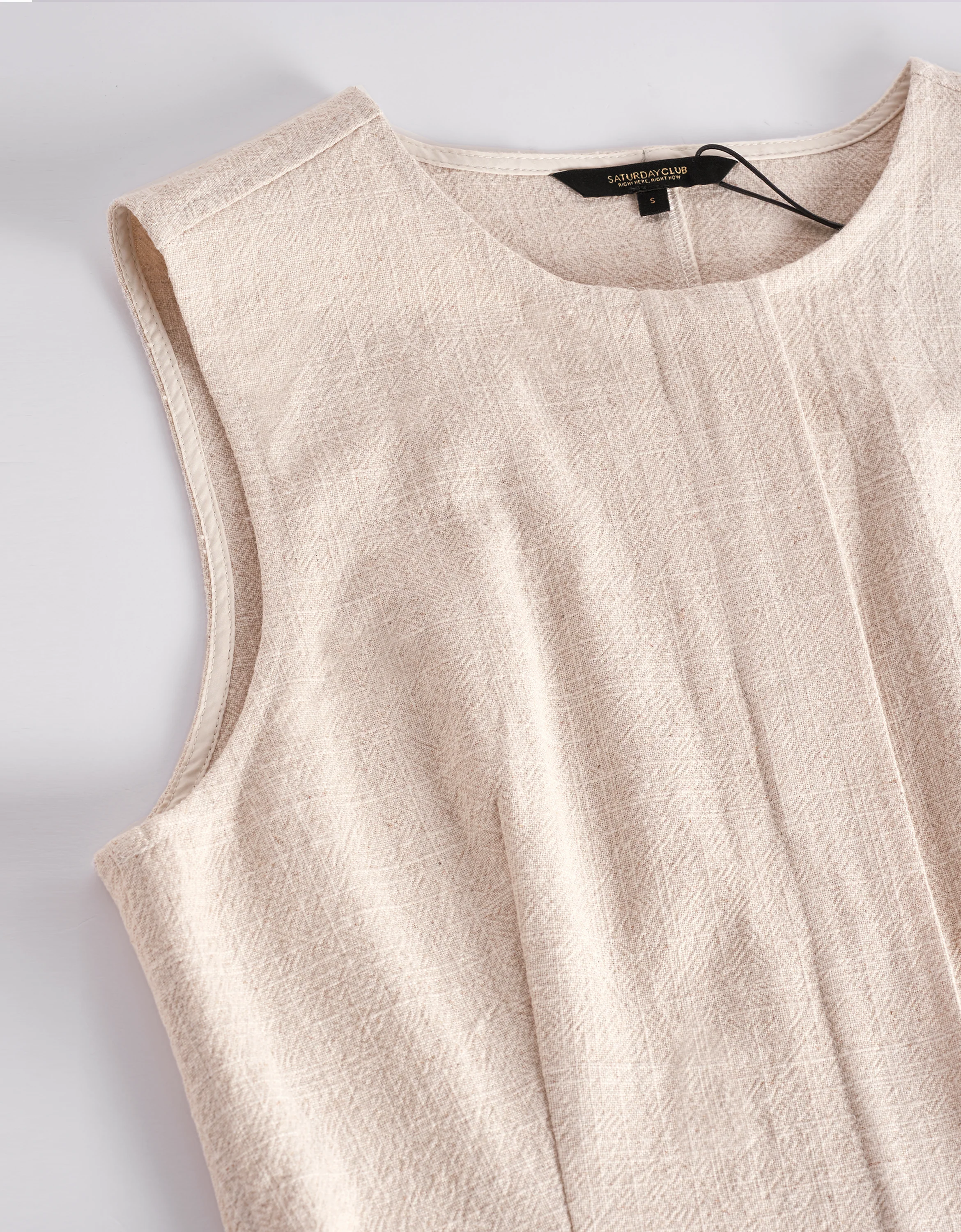 Cotton-Linen Round Neck Sleeveless Top - Image 15