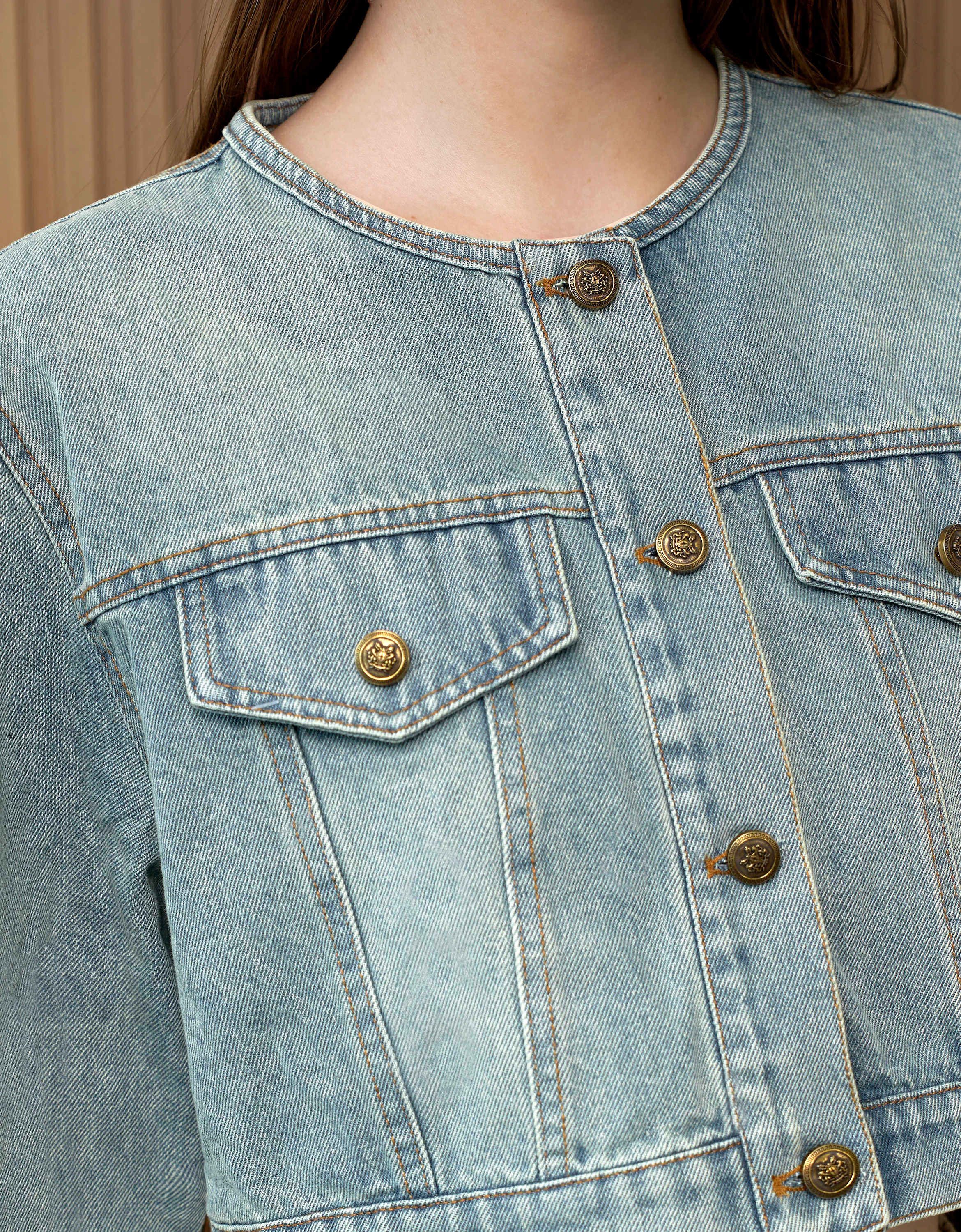Crew Neck Cropped Denim Jacket - Image 4