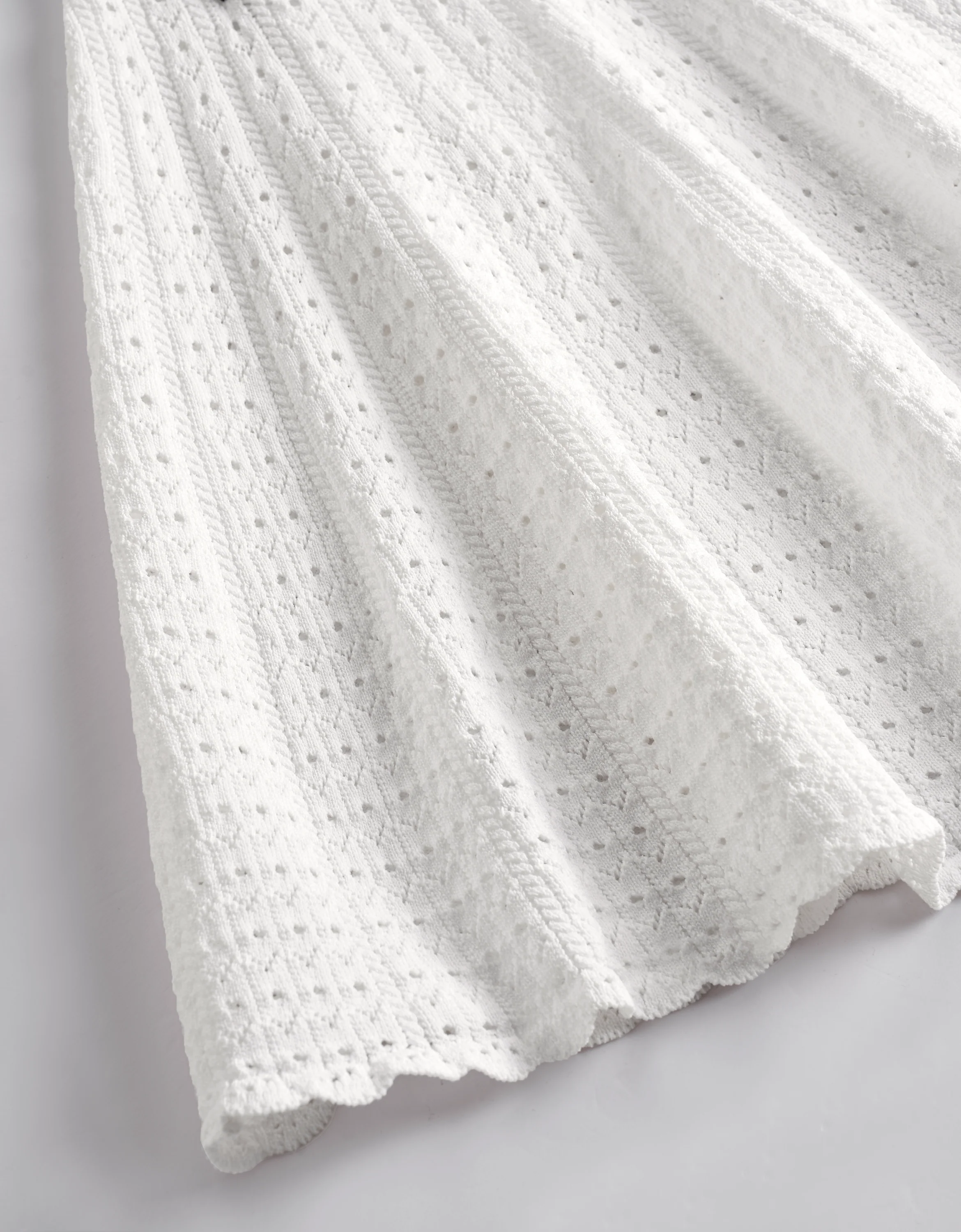 Cutwork Embroidery Contrast Detail Short Sleeve Dress - Image 6