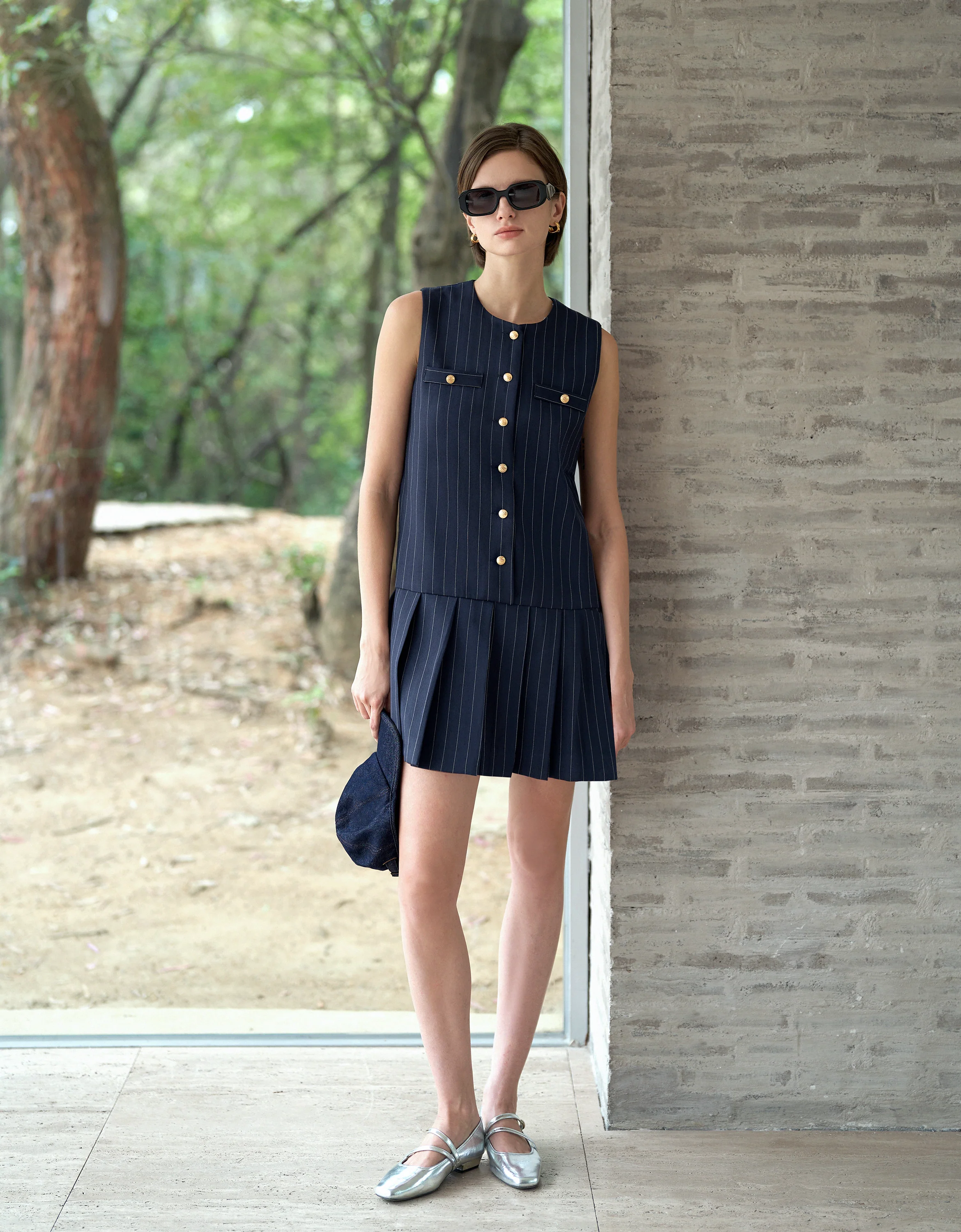 Detachable Collar Stripe Pleated Dress - Image 13