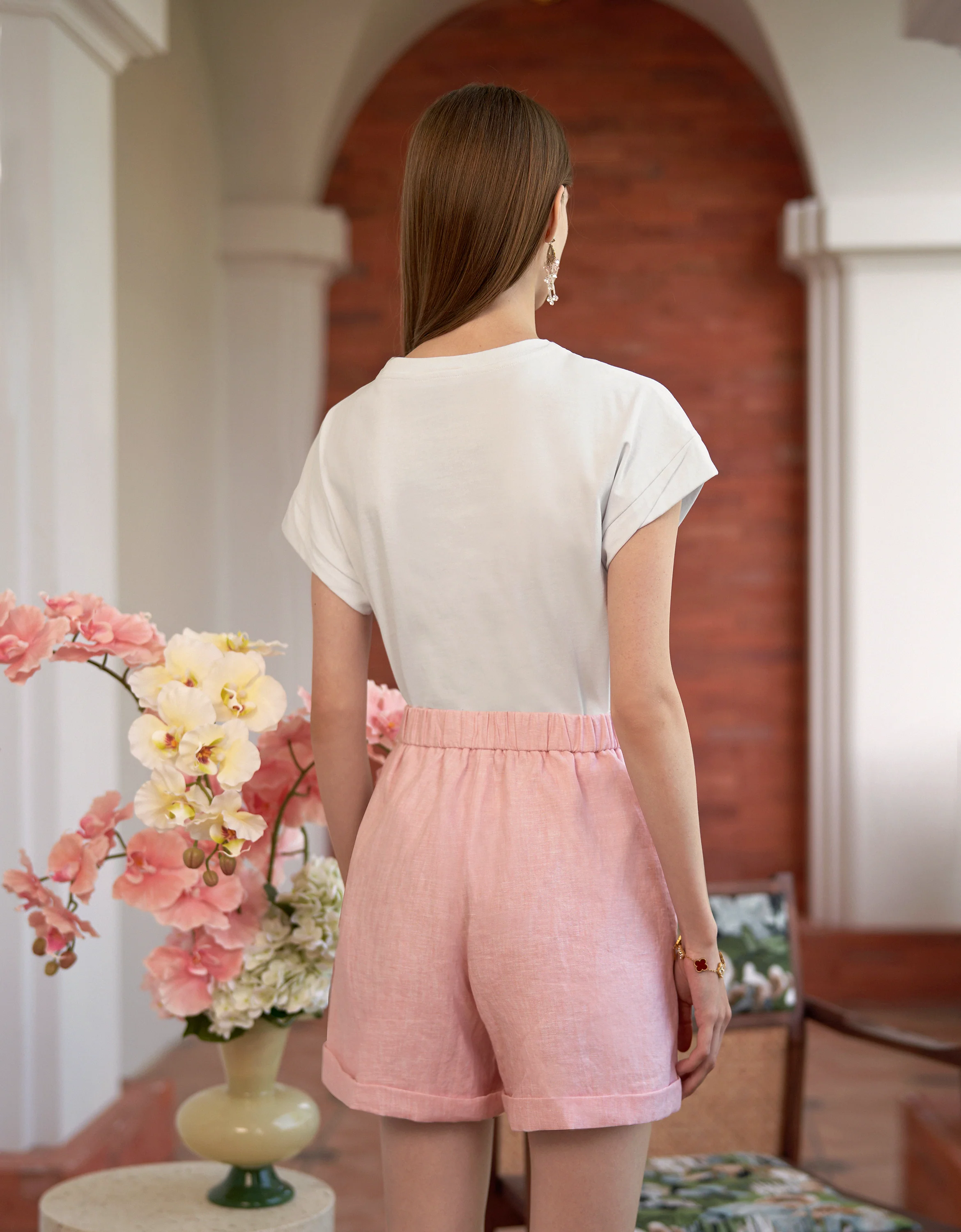 Elastic Waist Linen Shorts - Image 3