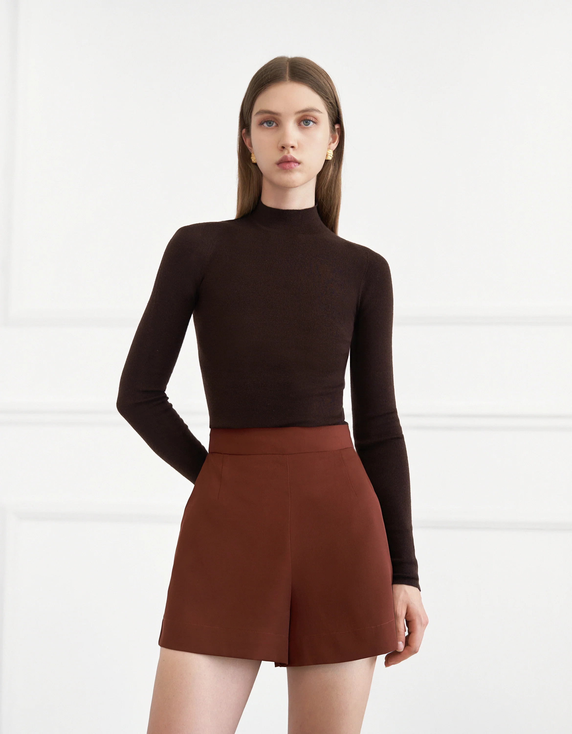 Elastic Waist Shorts - Image 9